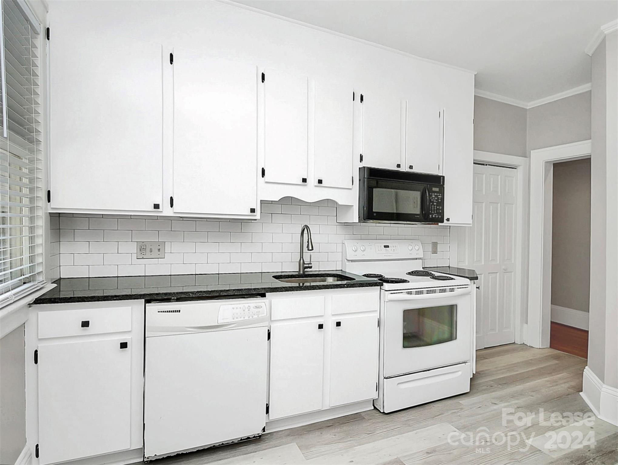 Elizabeth - Residential Lease