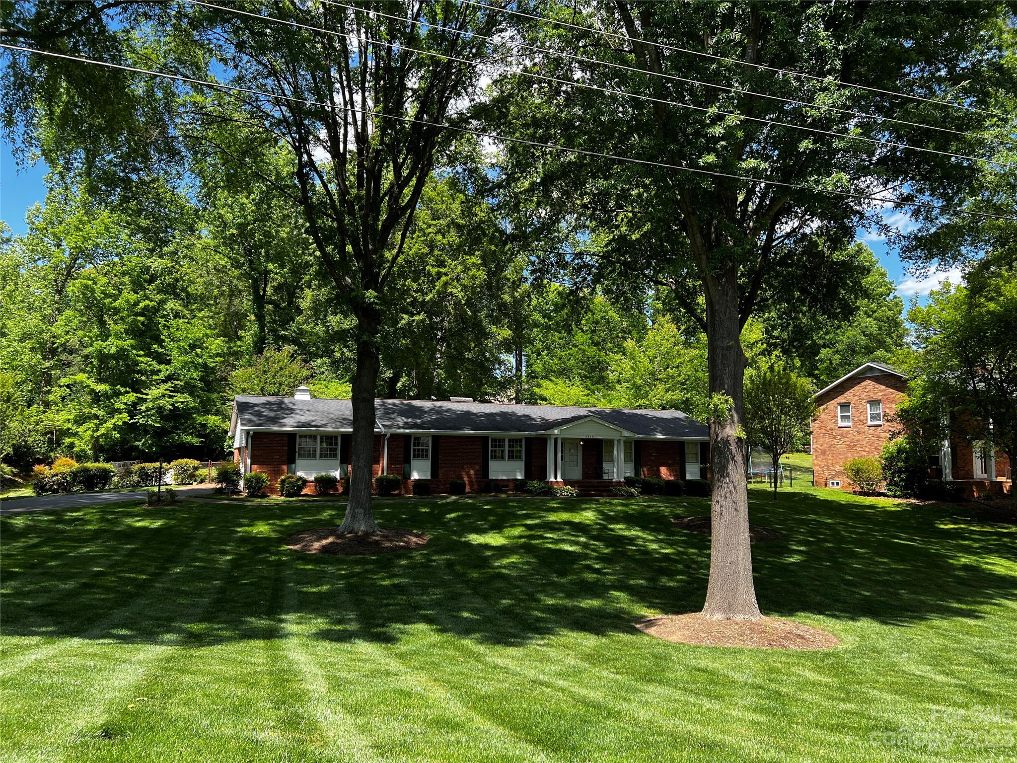 Meadowbrook - Residential