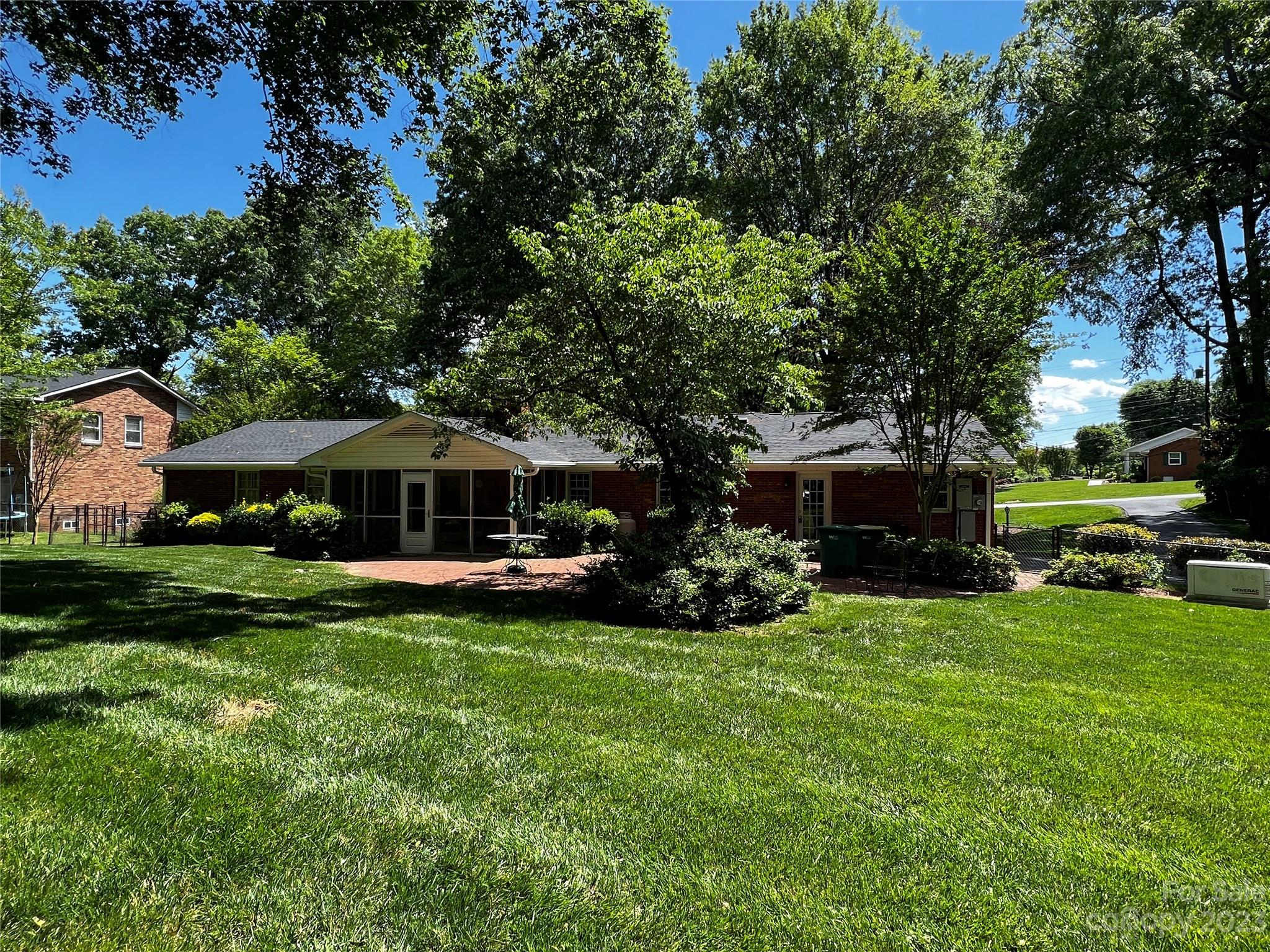 Meadowbrook - Residential