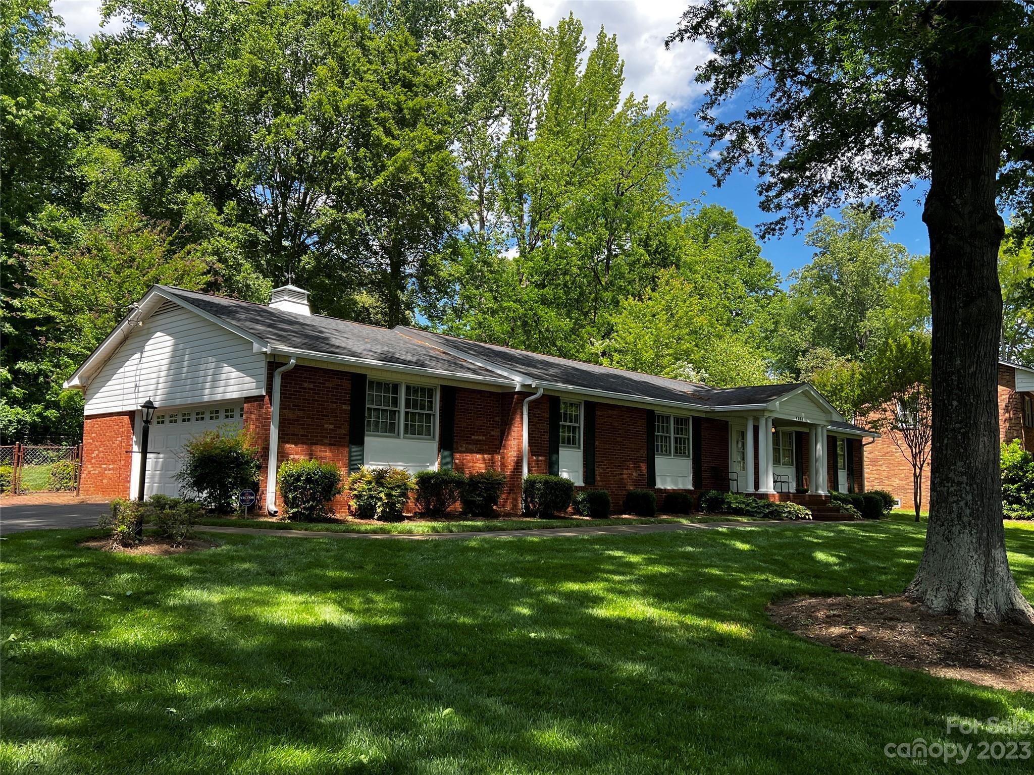 Meadowbrook - Residential