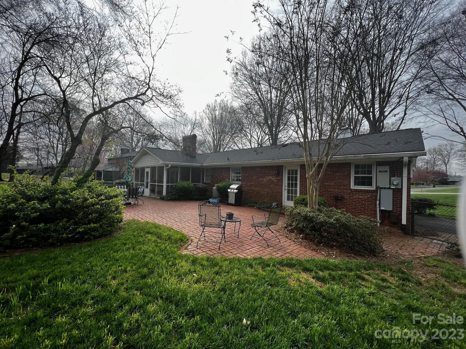 Meadowbrook - Residential