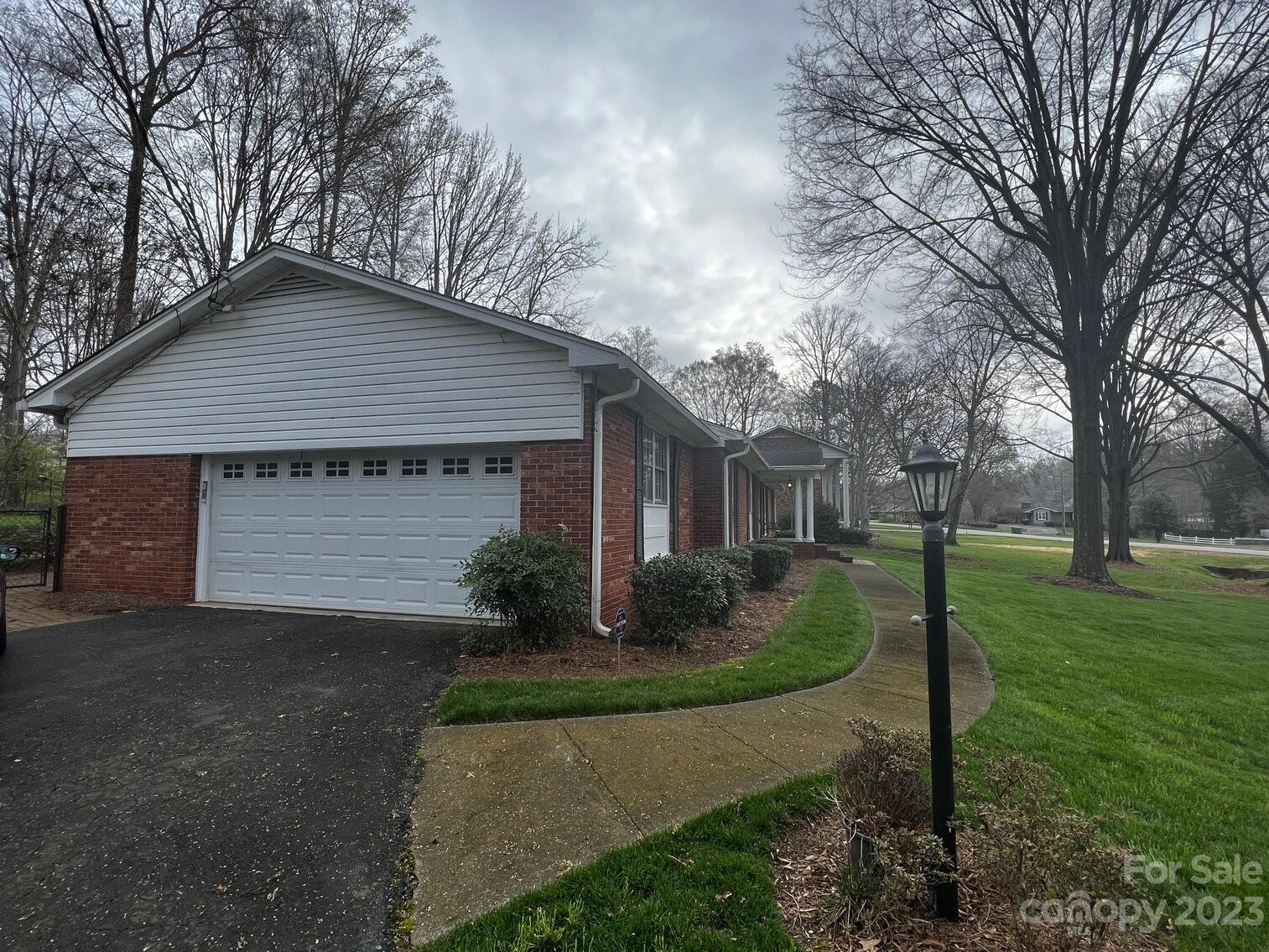 Meadowbrook - Residential