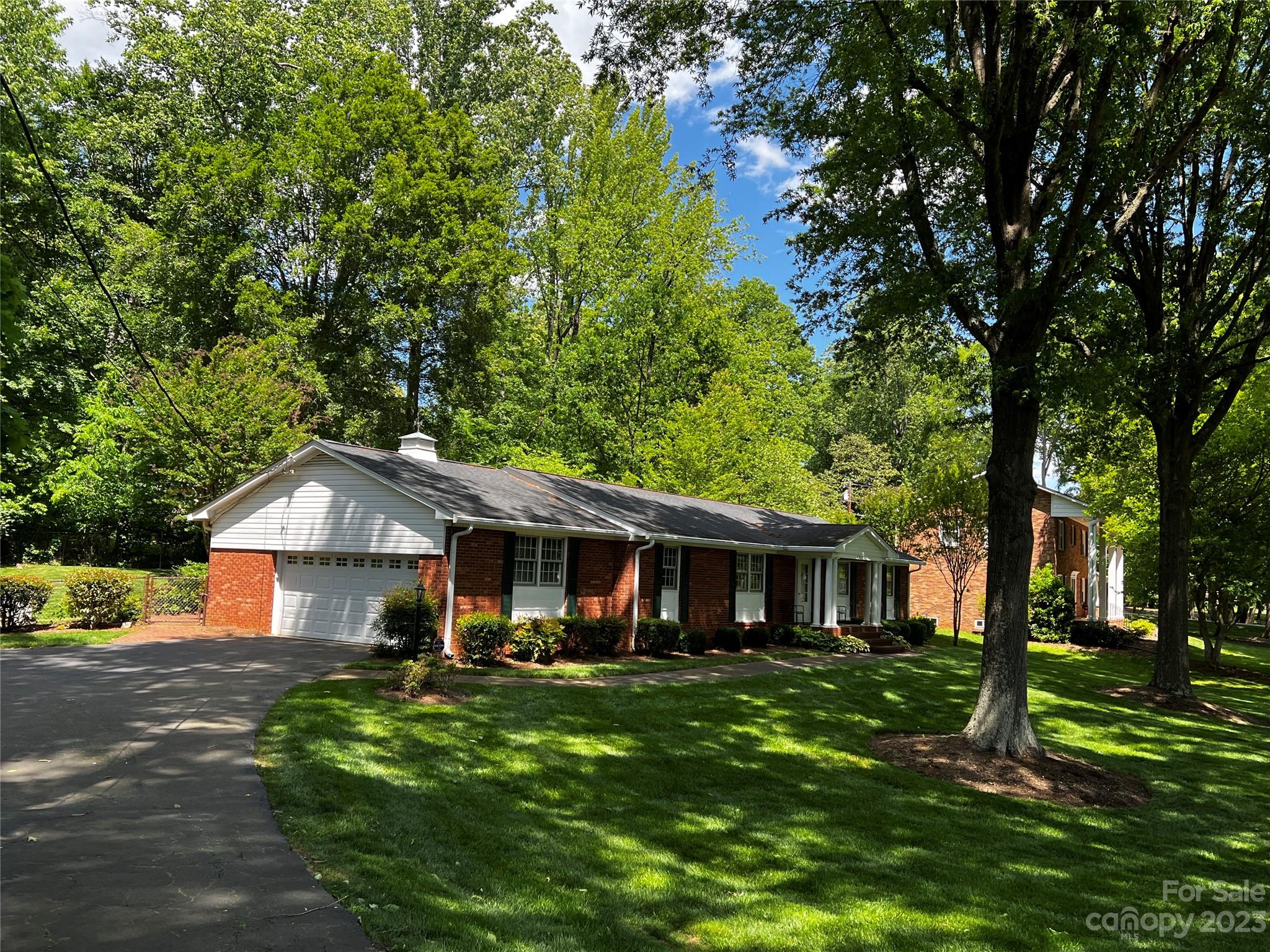 Meadowbrook - Residential