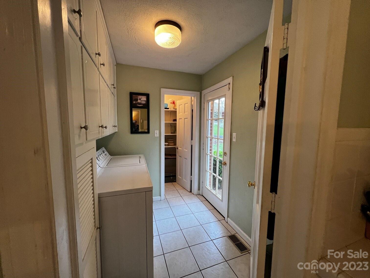 Meadowbrook - Residential