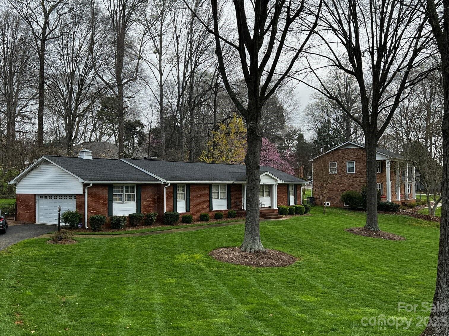 Meadowbrook - Residential