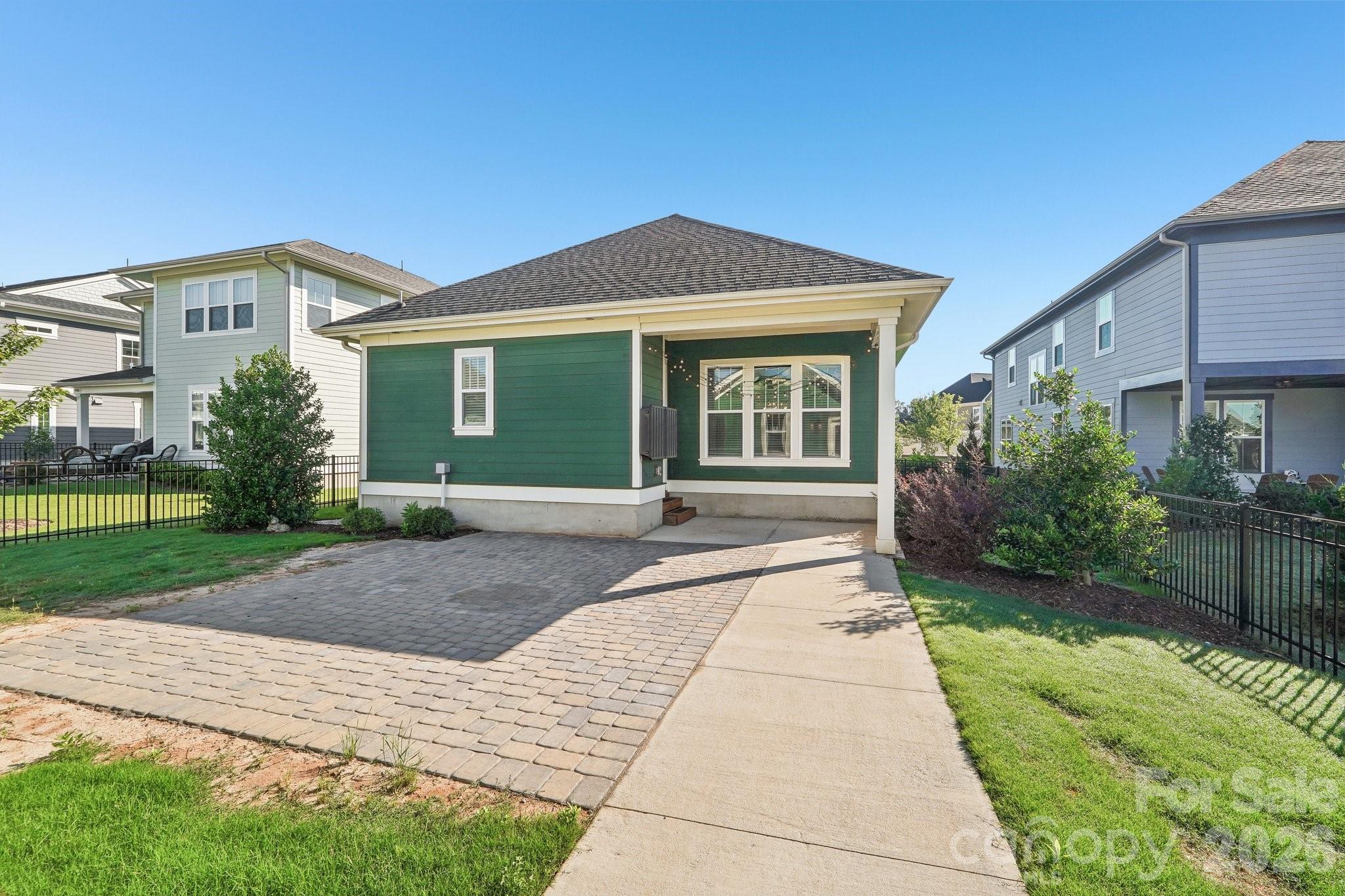 Riverwalk - Residential