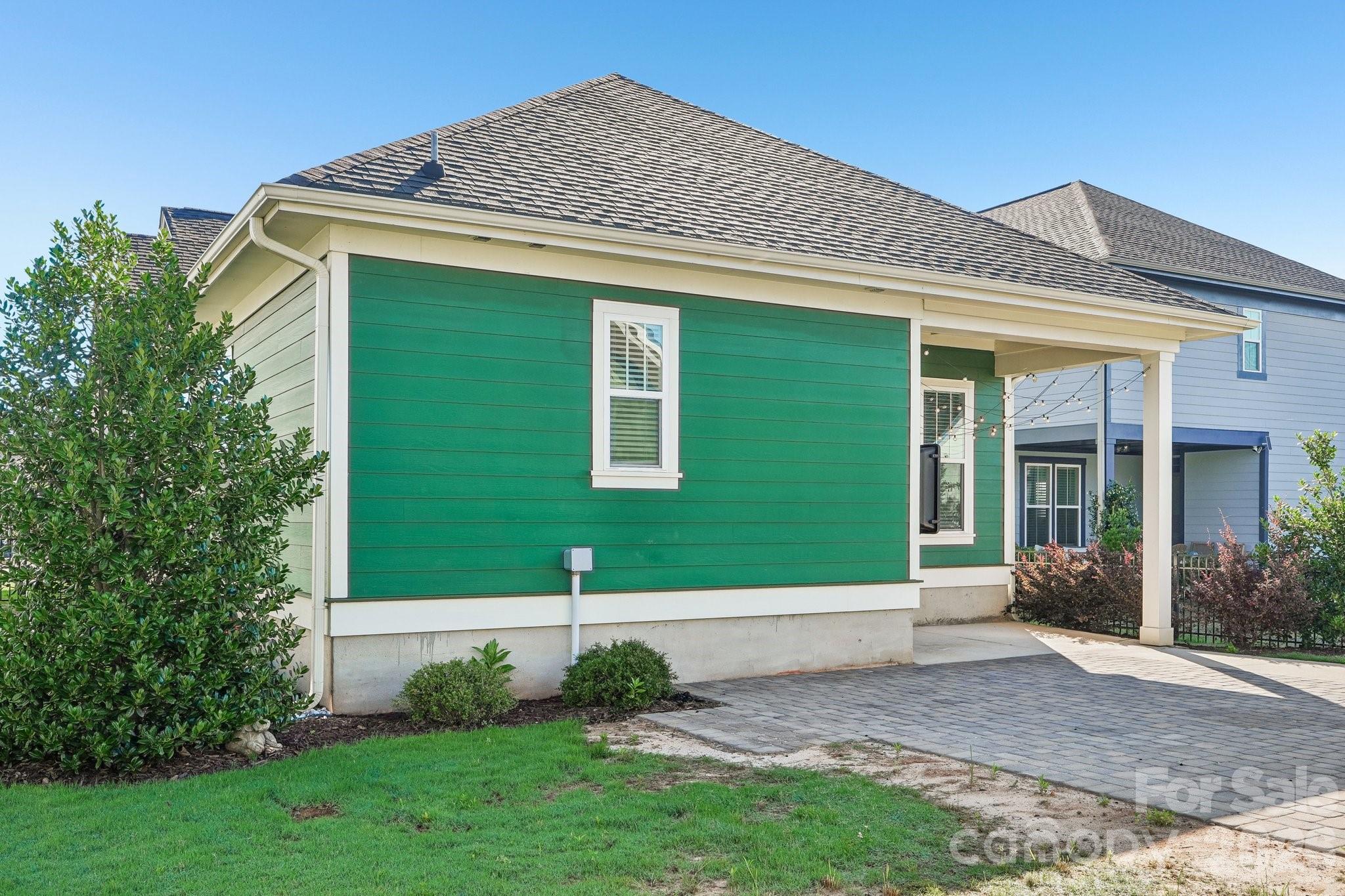 Riverwalk - Residential