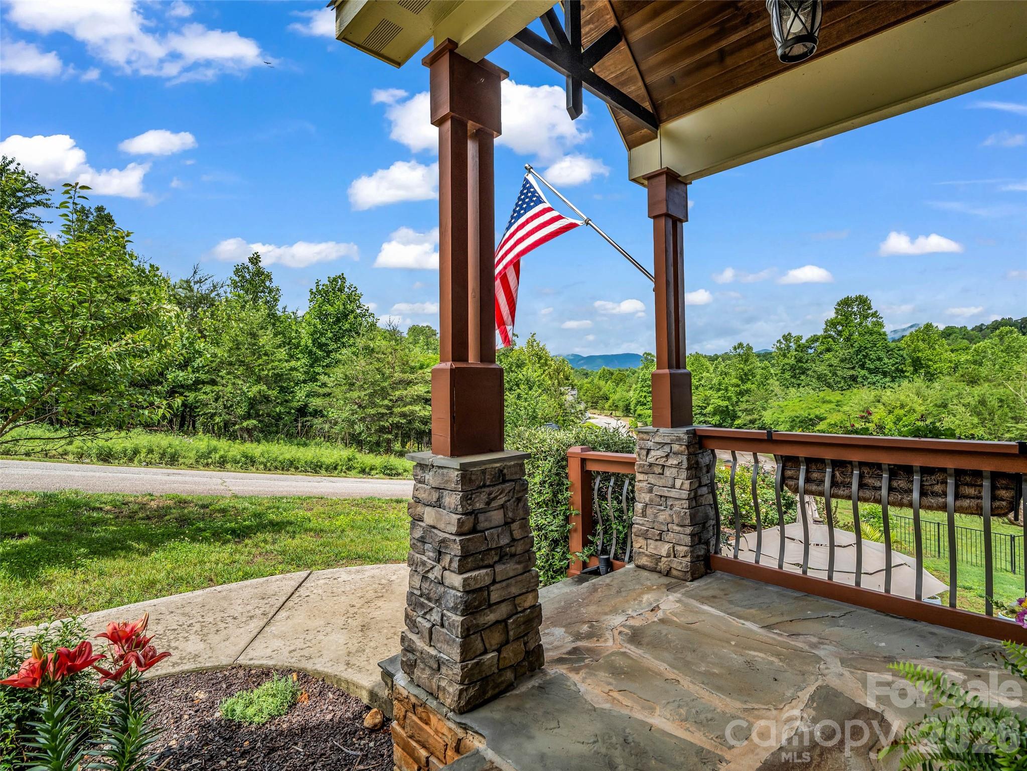 Vista At Bills Mountain - Residential