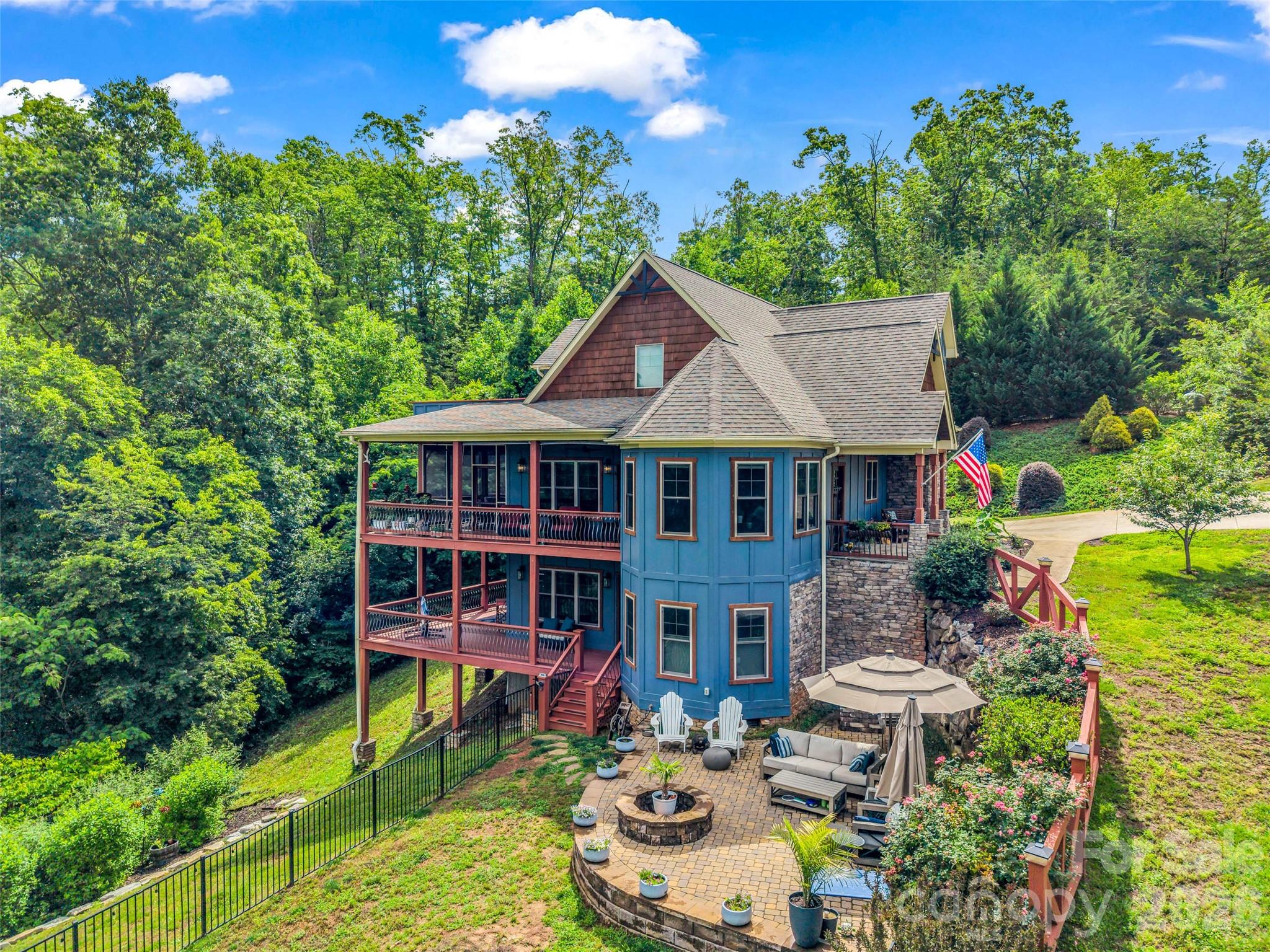 Vista At Bills Mountain - Residential