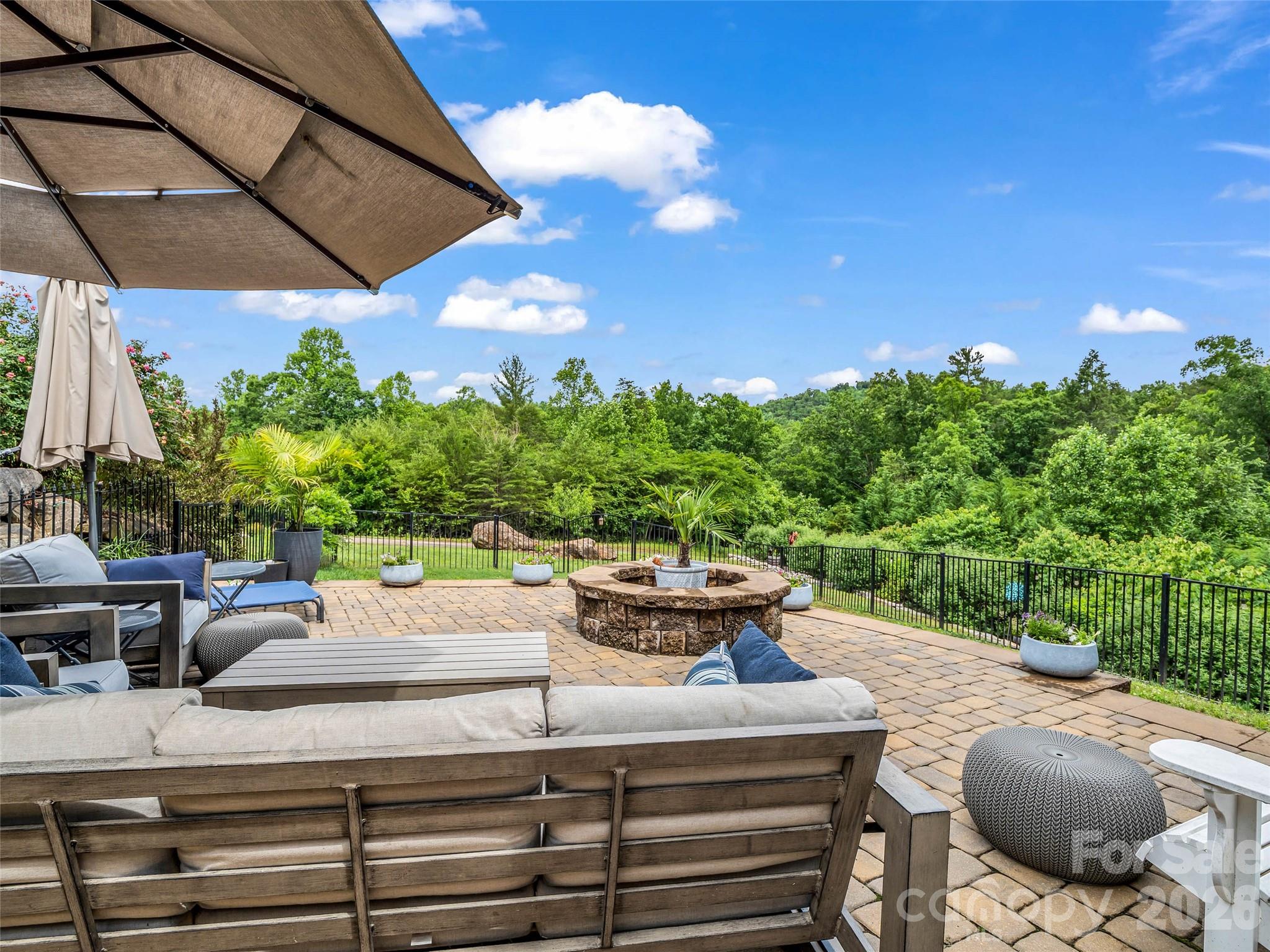 Vista At Bills Mountain - Residential