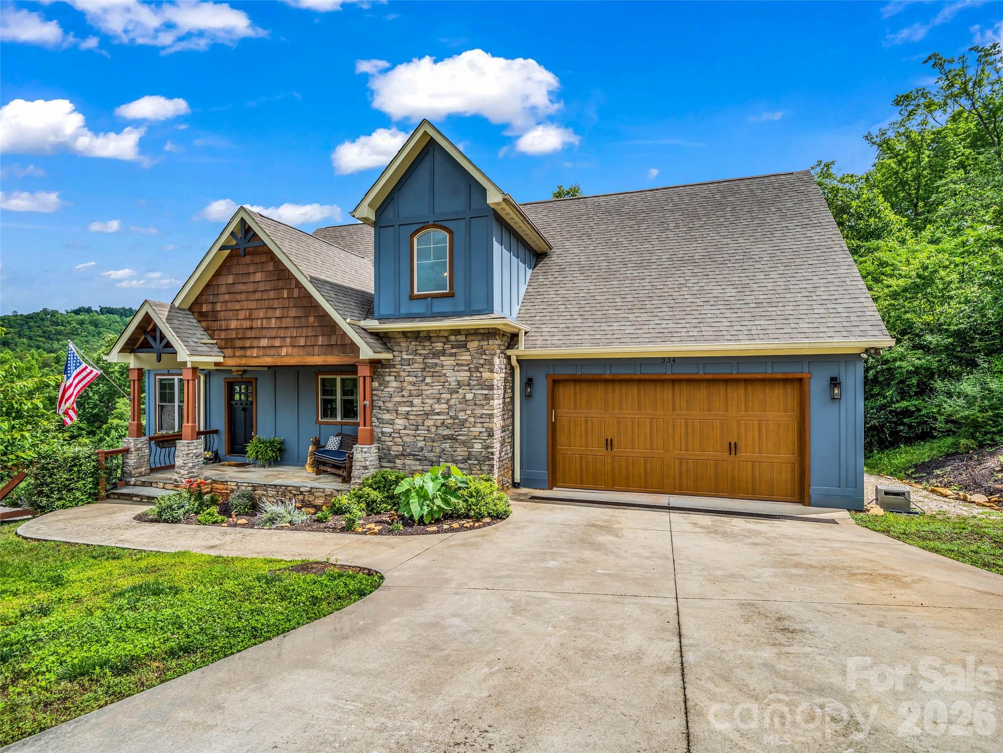 Vista At Bills Mountain - Residential