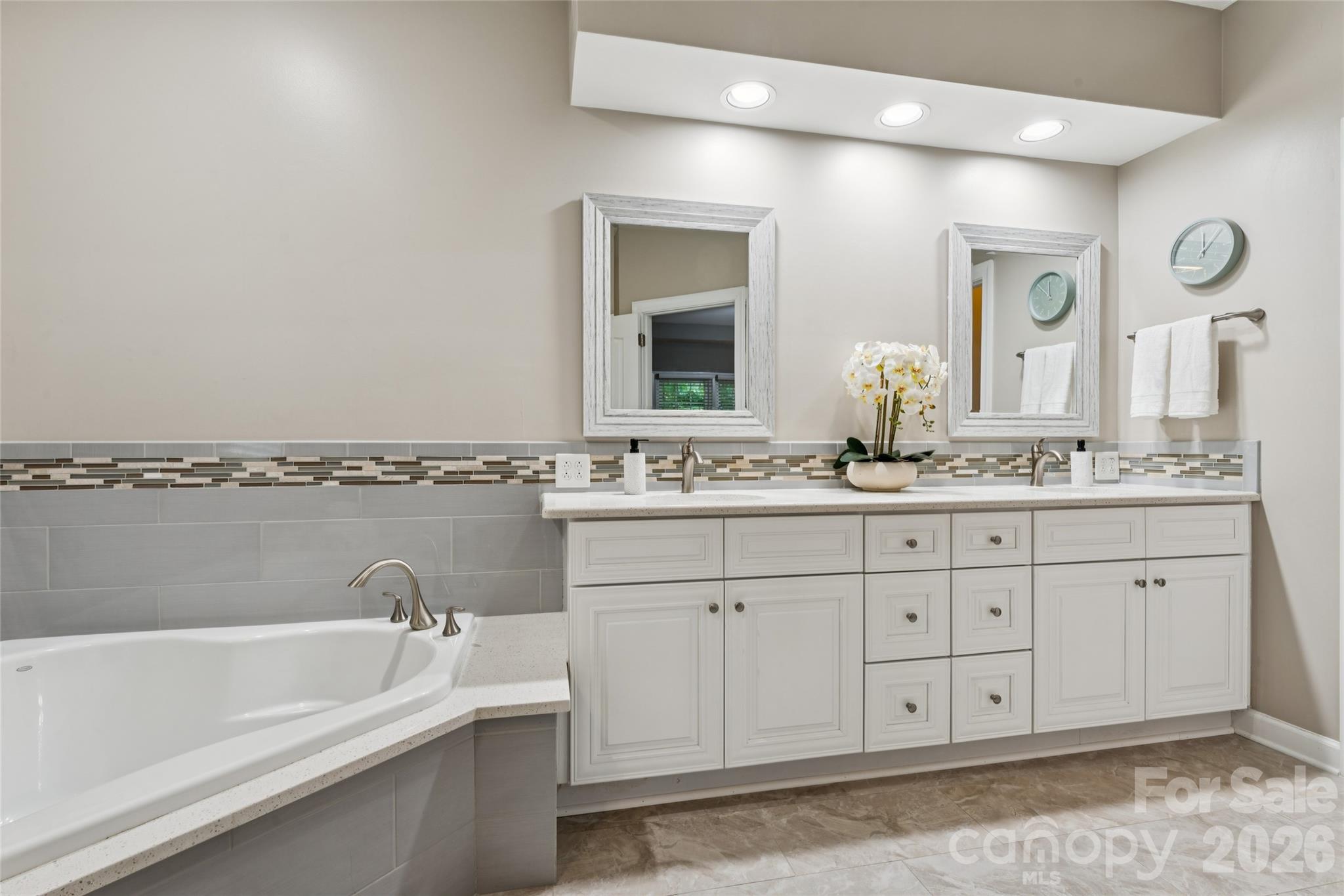 Highland Creek - Residential