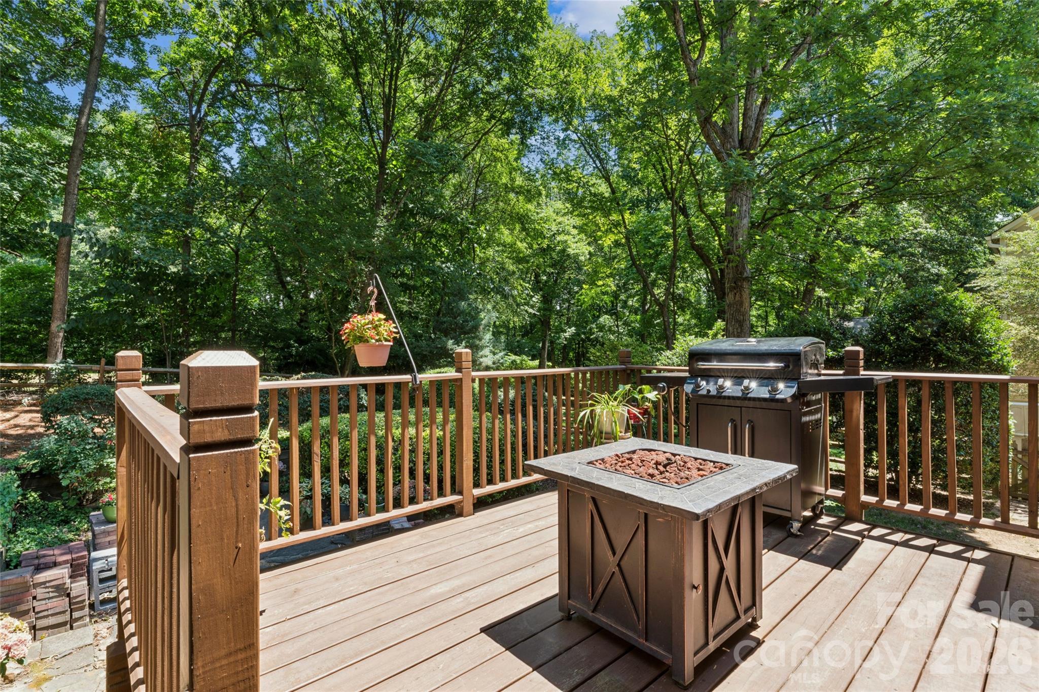 Highland Creek - Residential