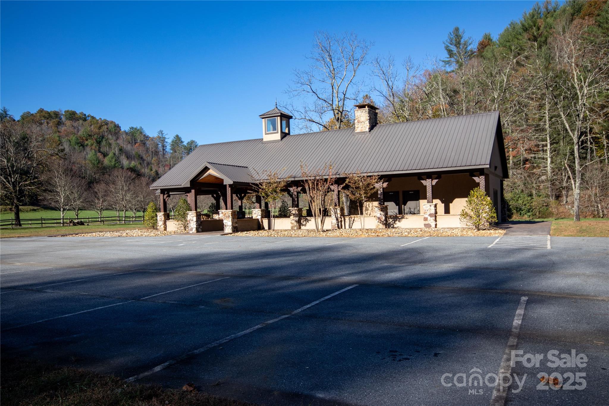 Timber Rock - Land
