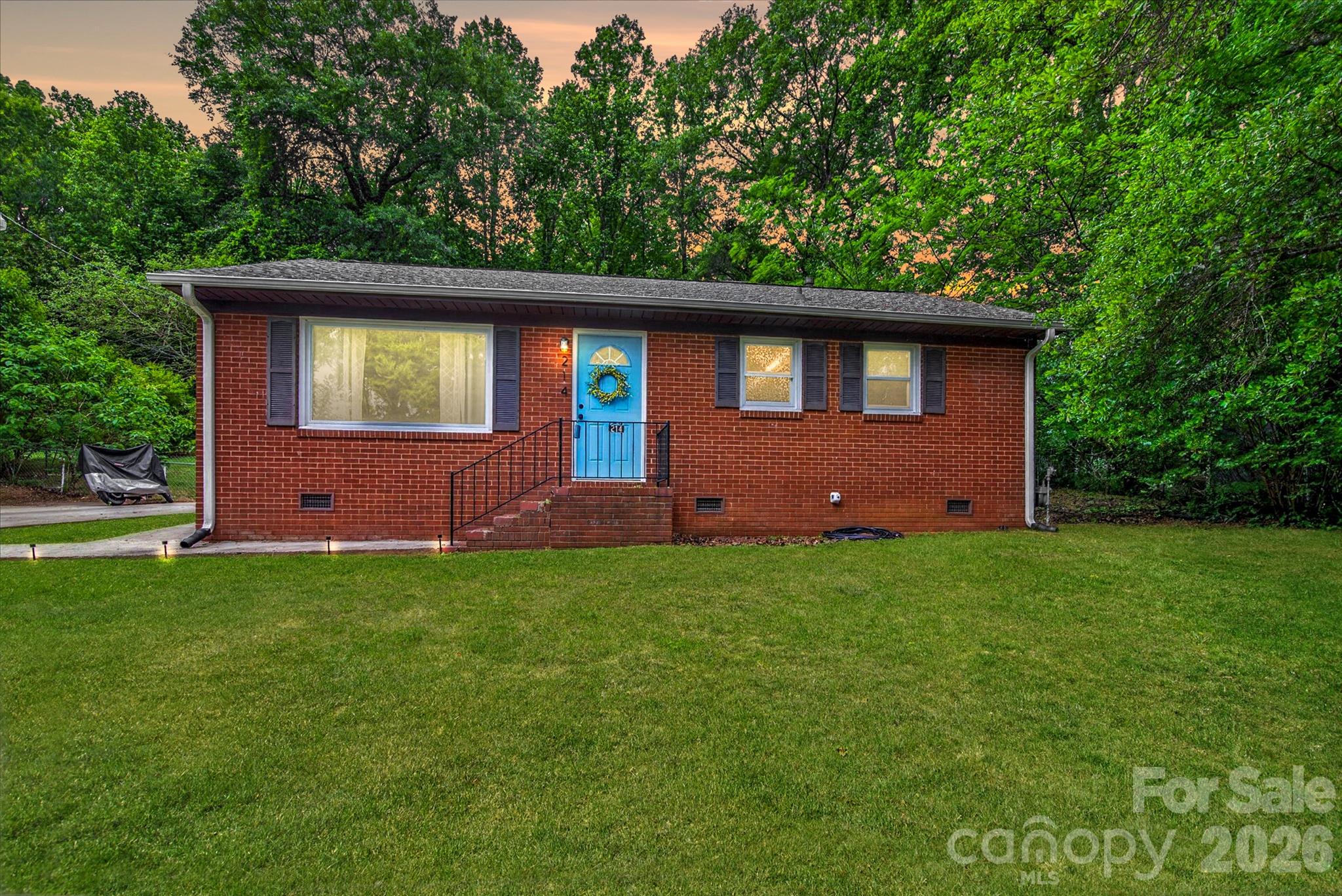 Charming move-in ready brick ranch offering easy one-level living on a spacious lot in desirable Belmont. This 3 bedroom, 1 bath home features a functional layout with comfortable living spaces and great natural light, ideal for everyday living or investment potential. The large fenced lot provides room to enjoy outdoor living, gardening, or future expansion opportunities.

Enjoy convenient access to major commuter routes and nearby highways, making travel throughout the greater areas and nearby airport. This property offers opportunity, versatility, and value in today’s market.