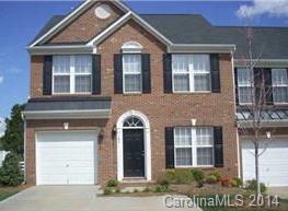 Beautiful, well-maintained end unit overlooking the 10th fairway of the community golf course.  Unit features a sunroom and formal dining room plus patio and 1-car garage.  Proof of renter's insurance required.