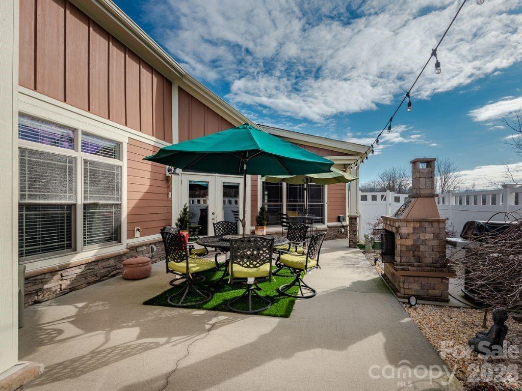 Vistas Of Westfield - Residential