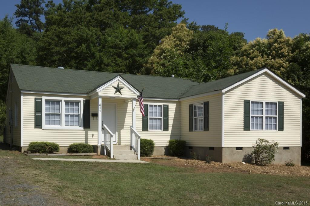FULLY RENOVATED BEAUTY!! Come see this 4BR/2BA ranch offering a large master suite w/private bath & huge closet. Sparkling bathrooms & an amazing kitchen w/ all new stainless steel appliances, granite counter tops, subway tile backsplash, tile floor. Doing laundry just became a dream in the ginormous laundry room! Fresh paint, new flooring, smooth ceilings, crown molding, new fixtures, lighting, interior doors, refinished cabinetry, ceiling fan, deck overlooking fenced back yard, new a/c coming.