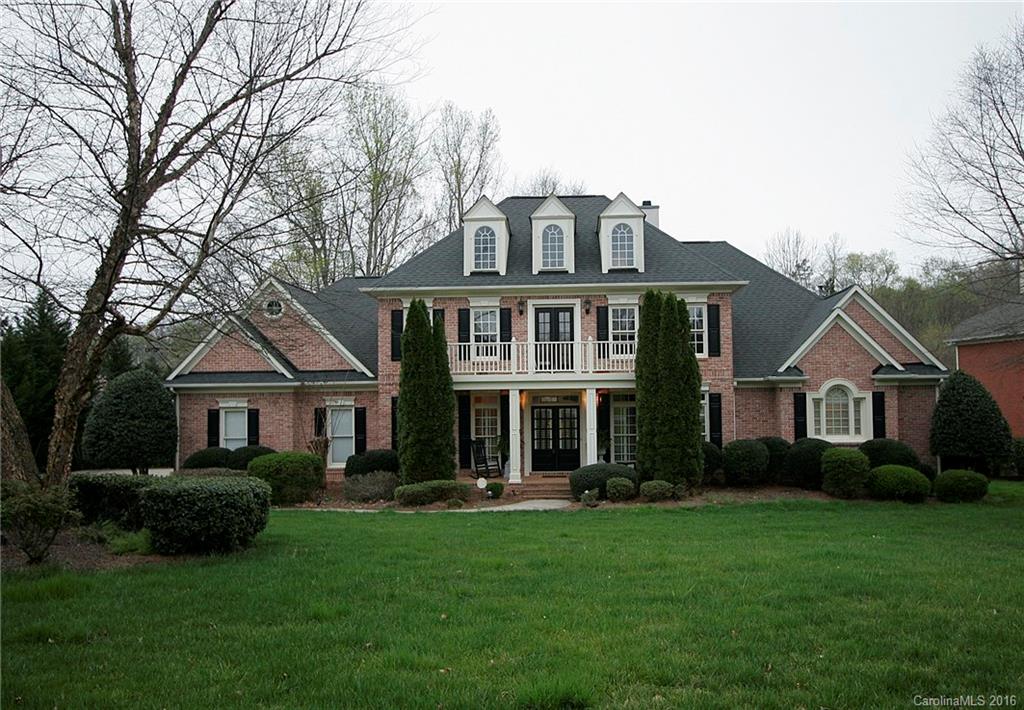 Executive Living in Beautiful Home on corner lot w/updates.Hardwds on main,Transient windows,Plantation
shutters,Iron baluster railing.New Roof(2011) Ofc. has entry to Mstr & screened porch.Built in desk area.Deck just redone.Built in gas connection for grill.Dbl trey ceiling in Mstr w/His&Her closets,whirlpool,tile shower w/rain shwr head,heated tile flrs.Fully Fenced yard back up to woods.Secondary Bdrms w/Jack & Jill bathroom.Culligan Water Purifier.Bonus Rm w/separate dr to another Rec area