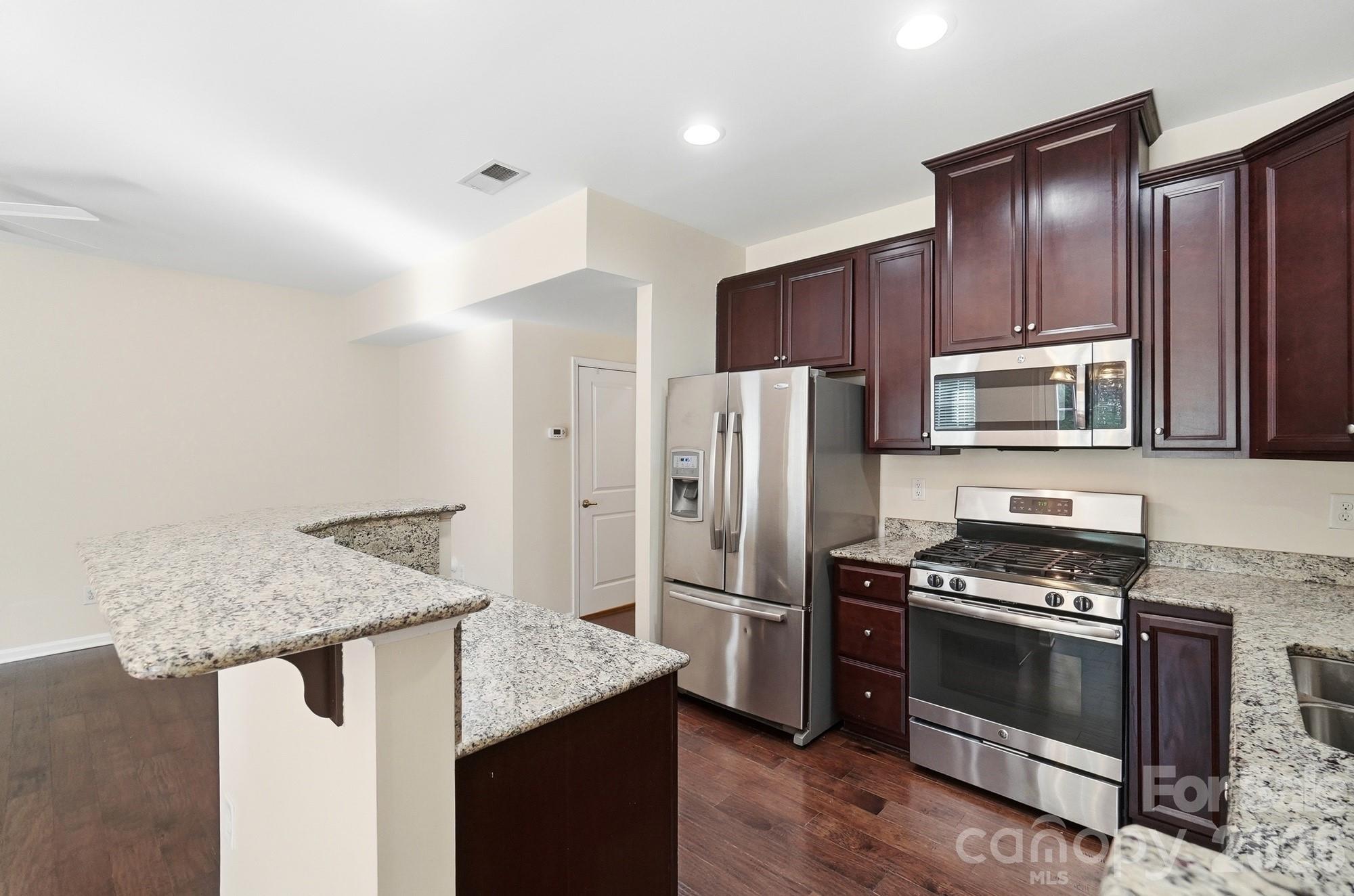 Stonegrove - Residential
