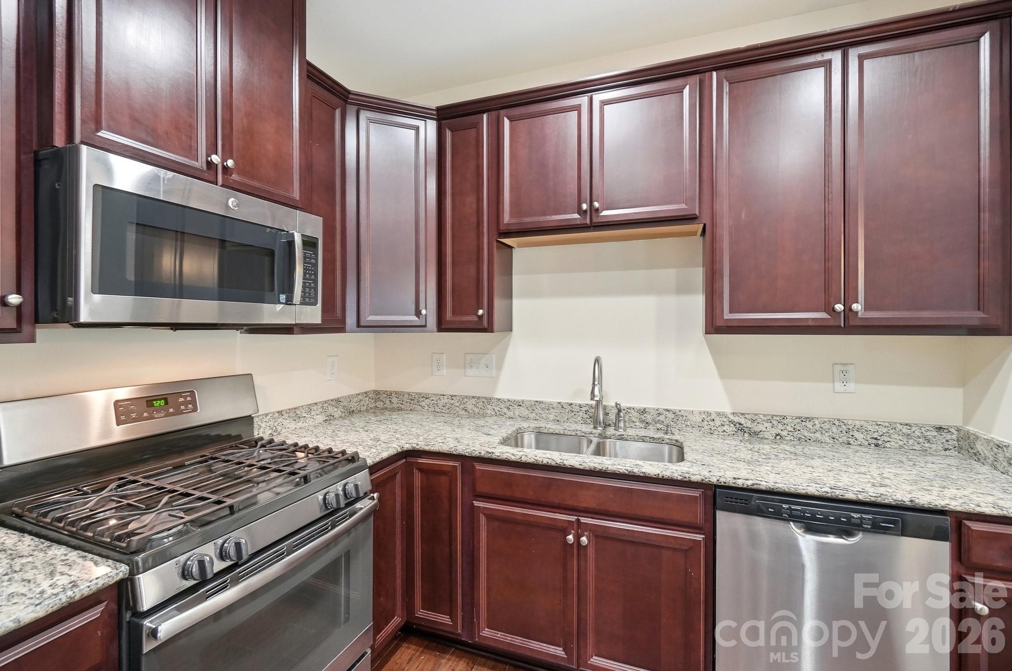 Stonegrove - Residential