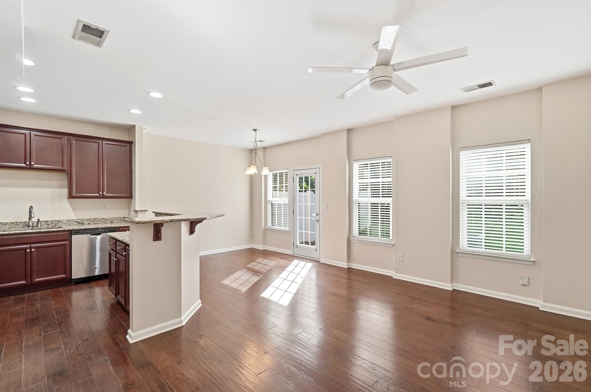 Stonegrove - Residential