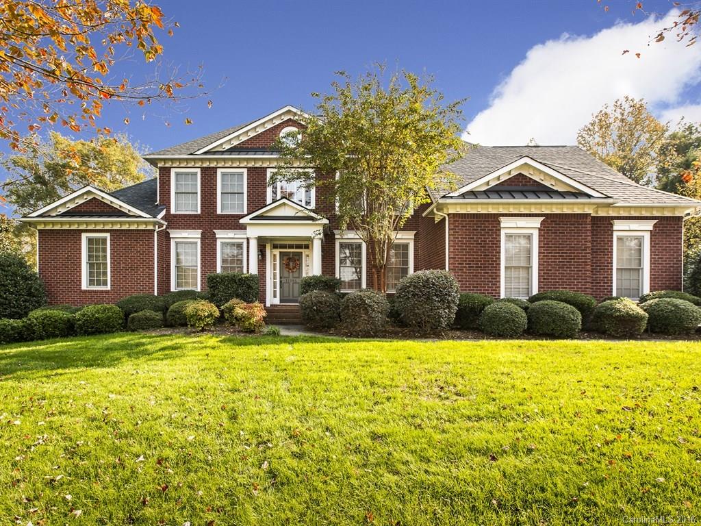 Stunning home located on quiet cul-de-sac w/Master Suite on Main Level. MBA w/vaulted ceiling, jacuzzi tub, separate shower, dual closets & speakers. Fantastic kitchen w/beautiful upgraded granite & tile backsplash. Center Island w/bar seating, Fisher & Paykel "dual" dishwasher. Pantry w/solid shelves. Great Room w/built-ins, fireplace w/gas logs, ceiling fan & surround sound. Fantastic upstairs includes LOFT area w/built-ins and 3 additional bedrooms. Lots of attic space. Fenced yard