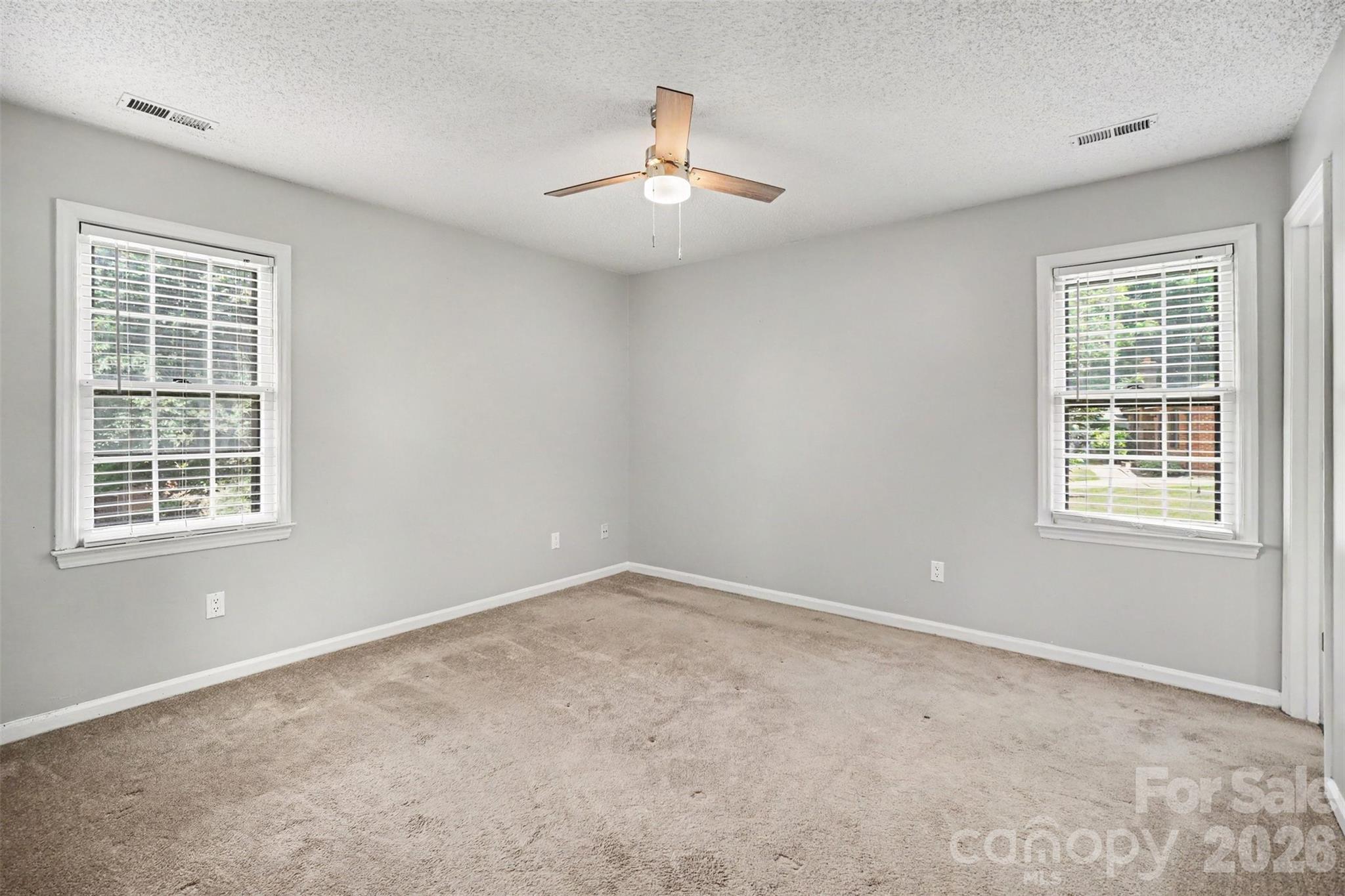 Mcalpine Woods - Residential