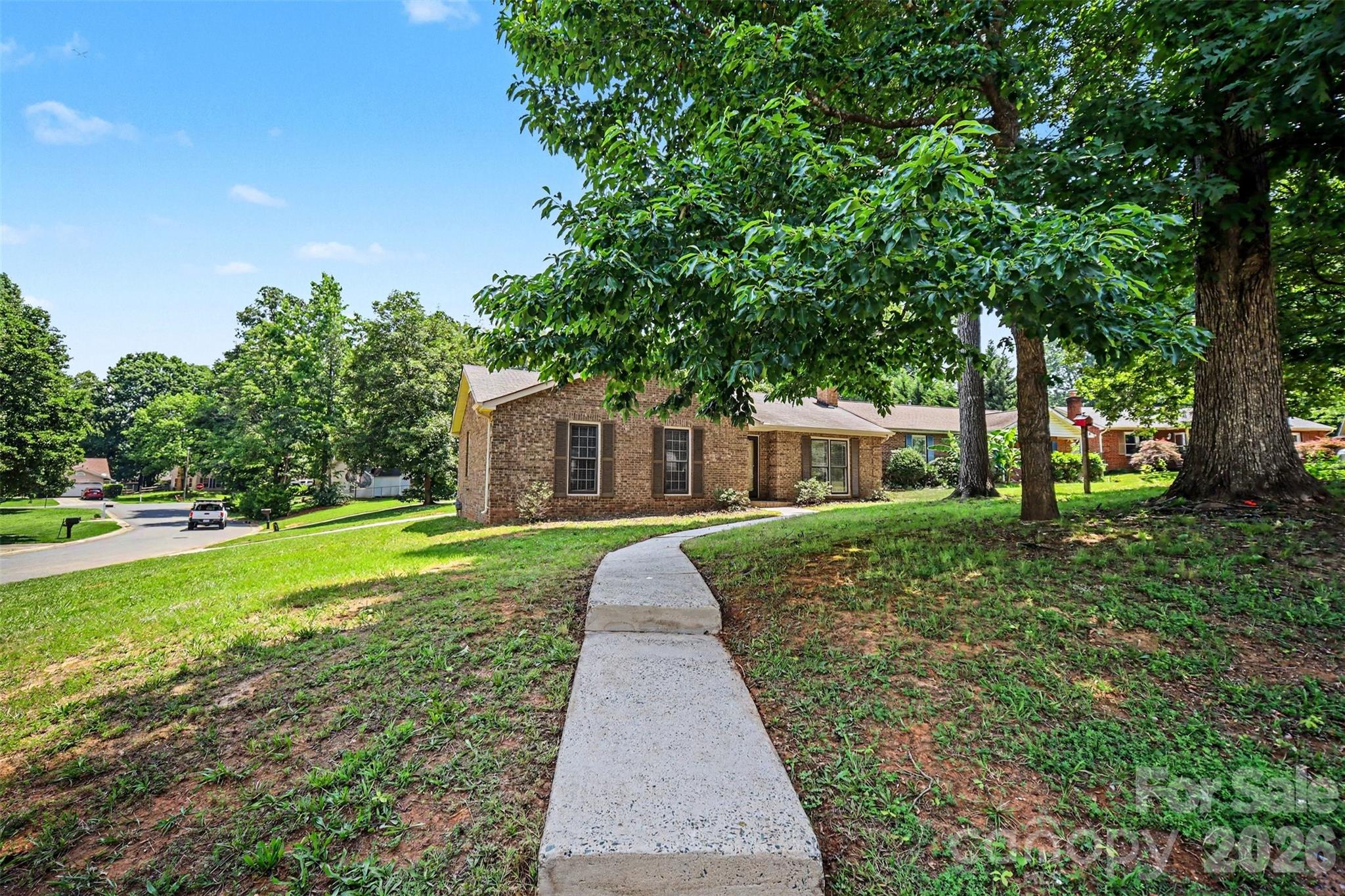 Mcalpine Woods - Residential
