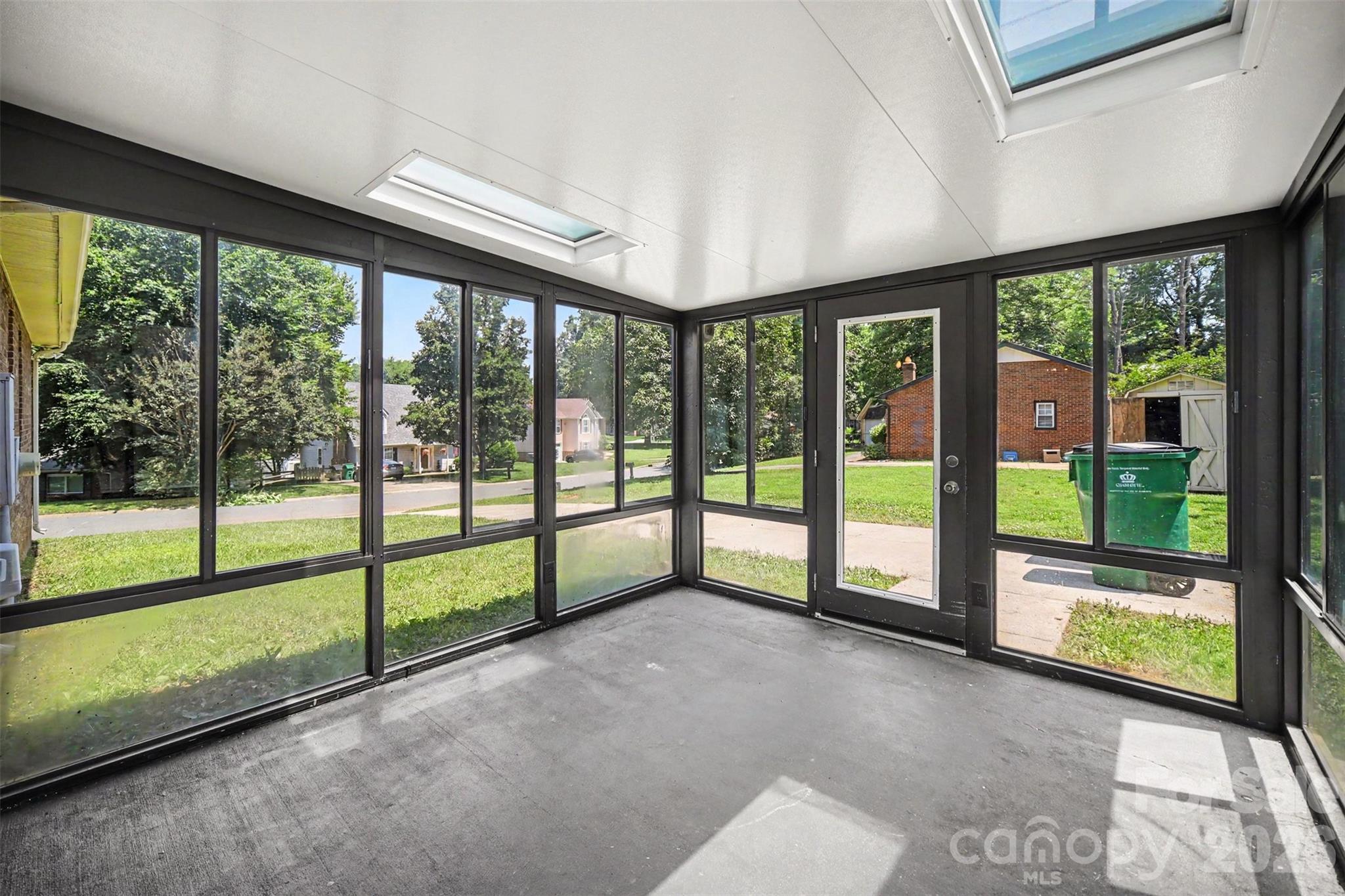Mcalpine Woods - Residential
