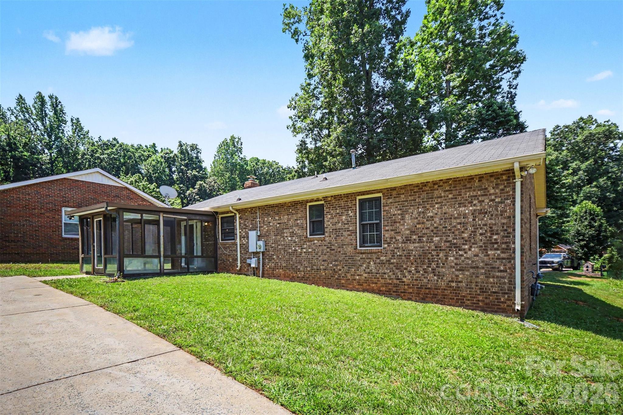 Mcalpine Woods - Residential