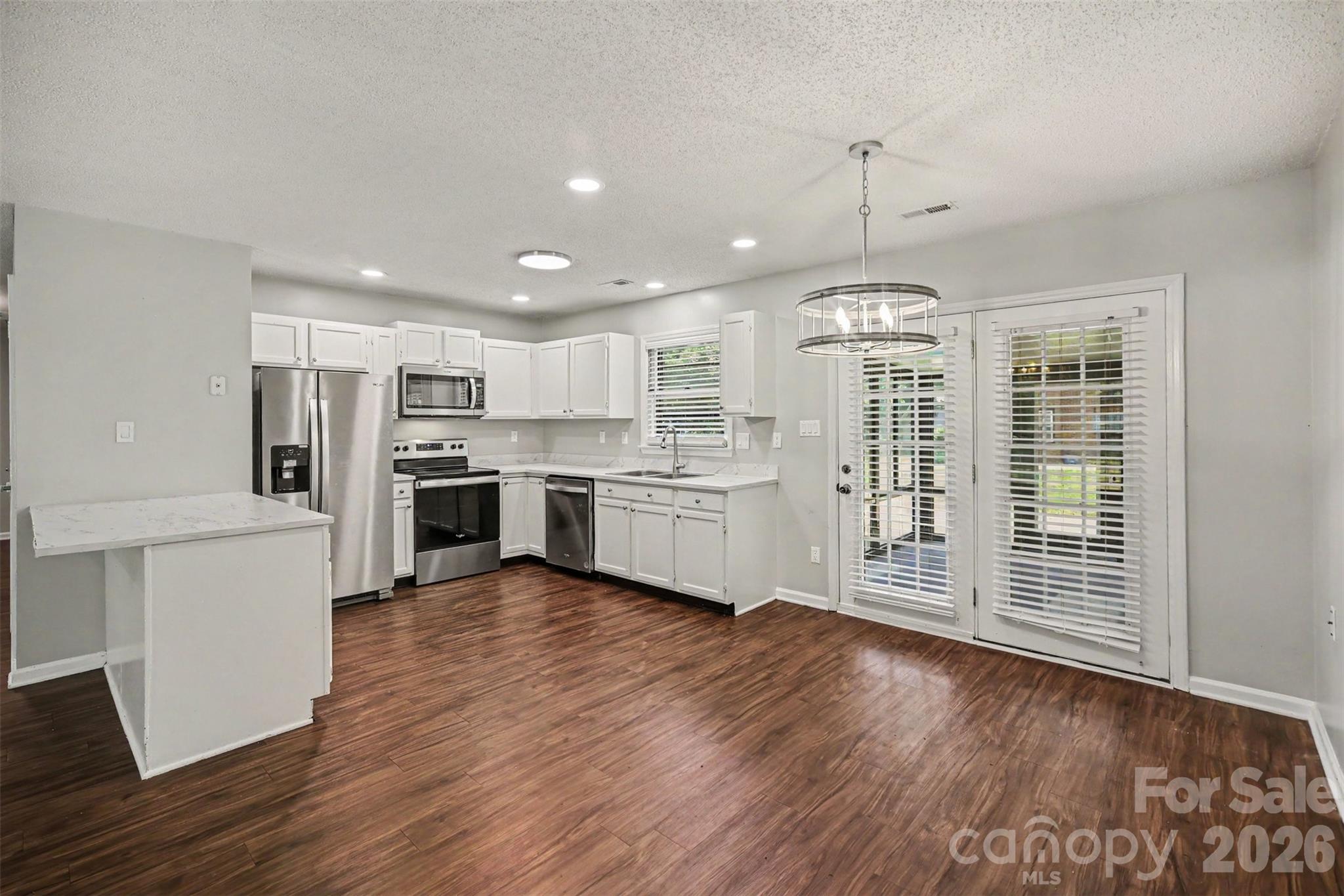 Mcalpine Woods - Residential