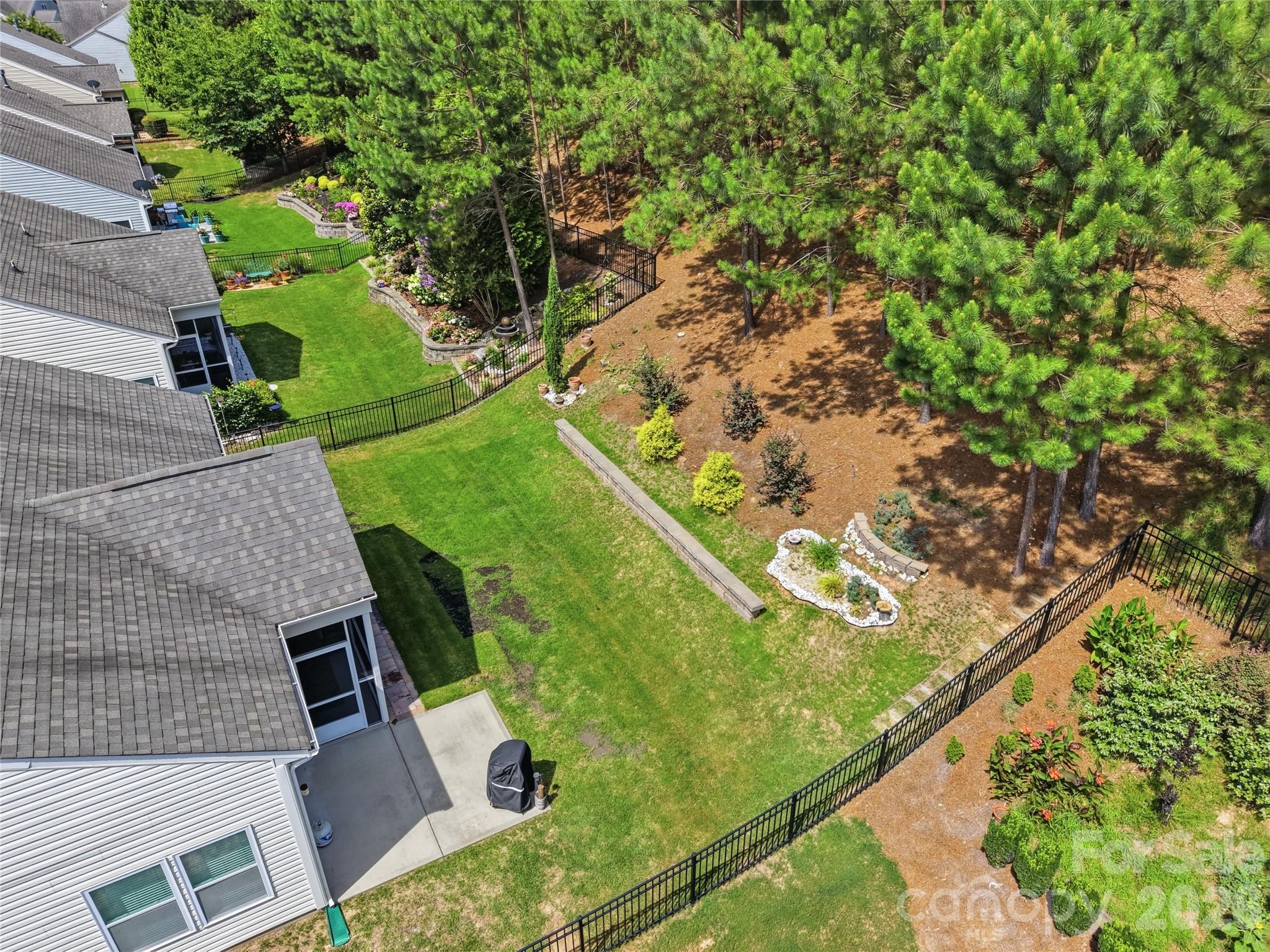 Lake Ridge - Residential