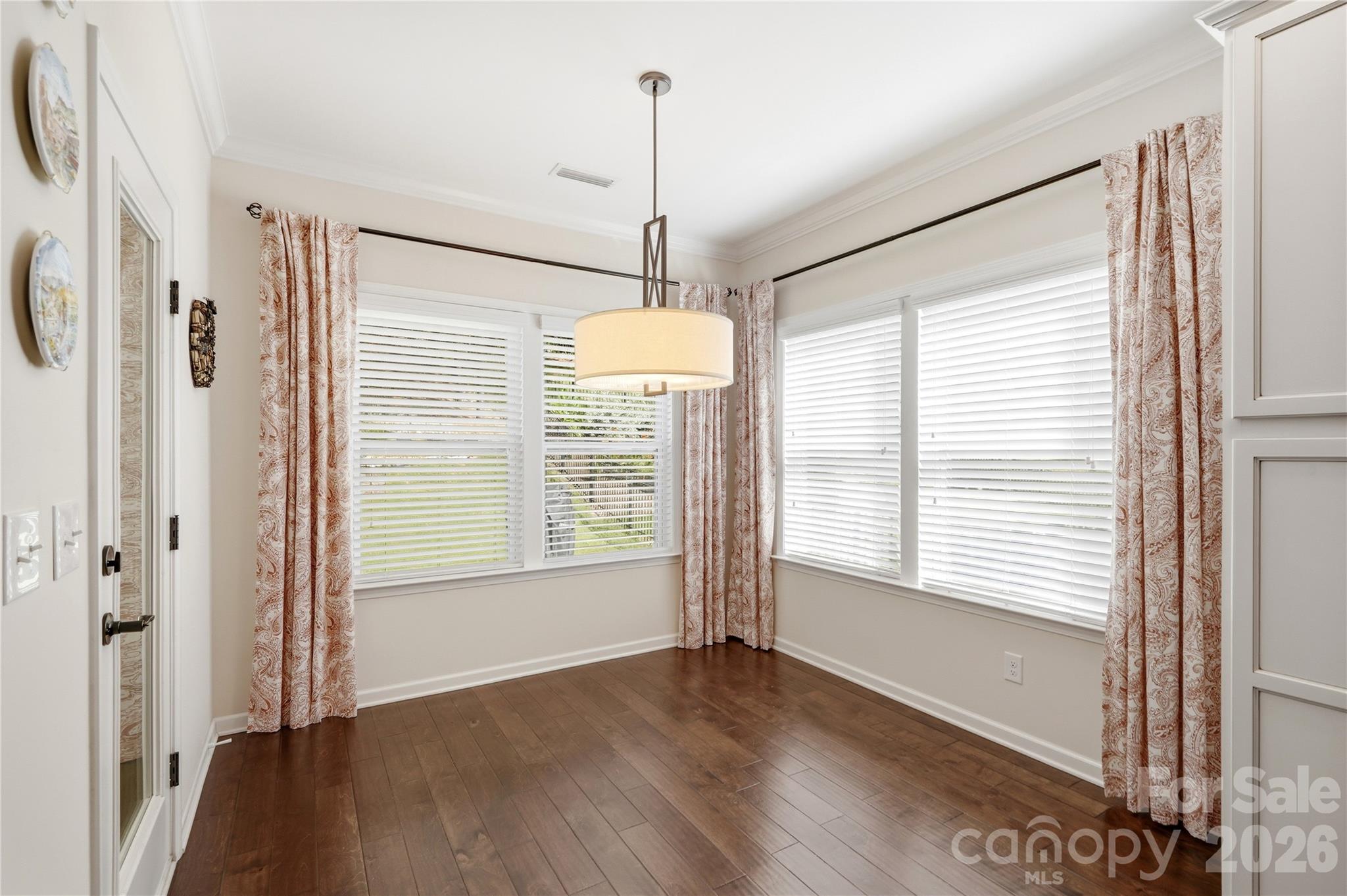 Lake Ridge - Residential