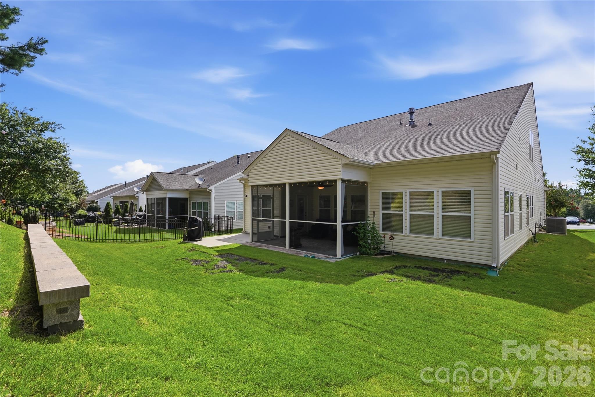 Lake Ridge - Residential