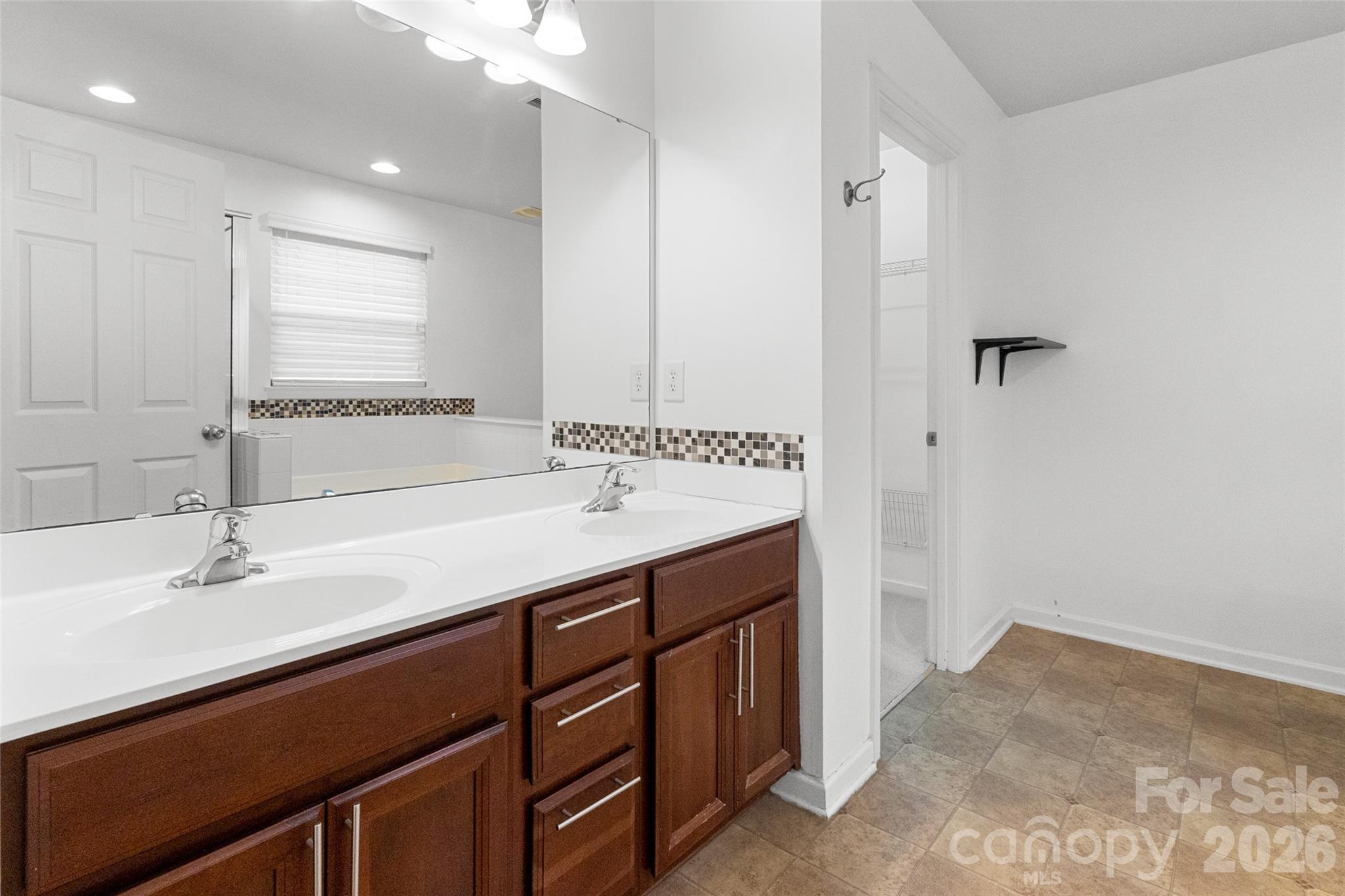 Palmetto Traces - Residential