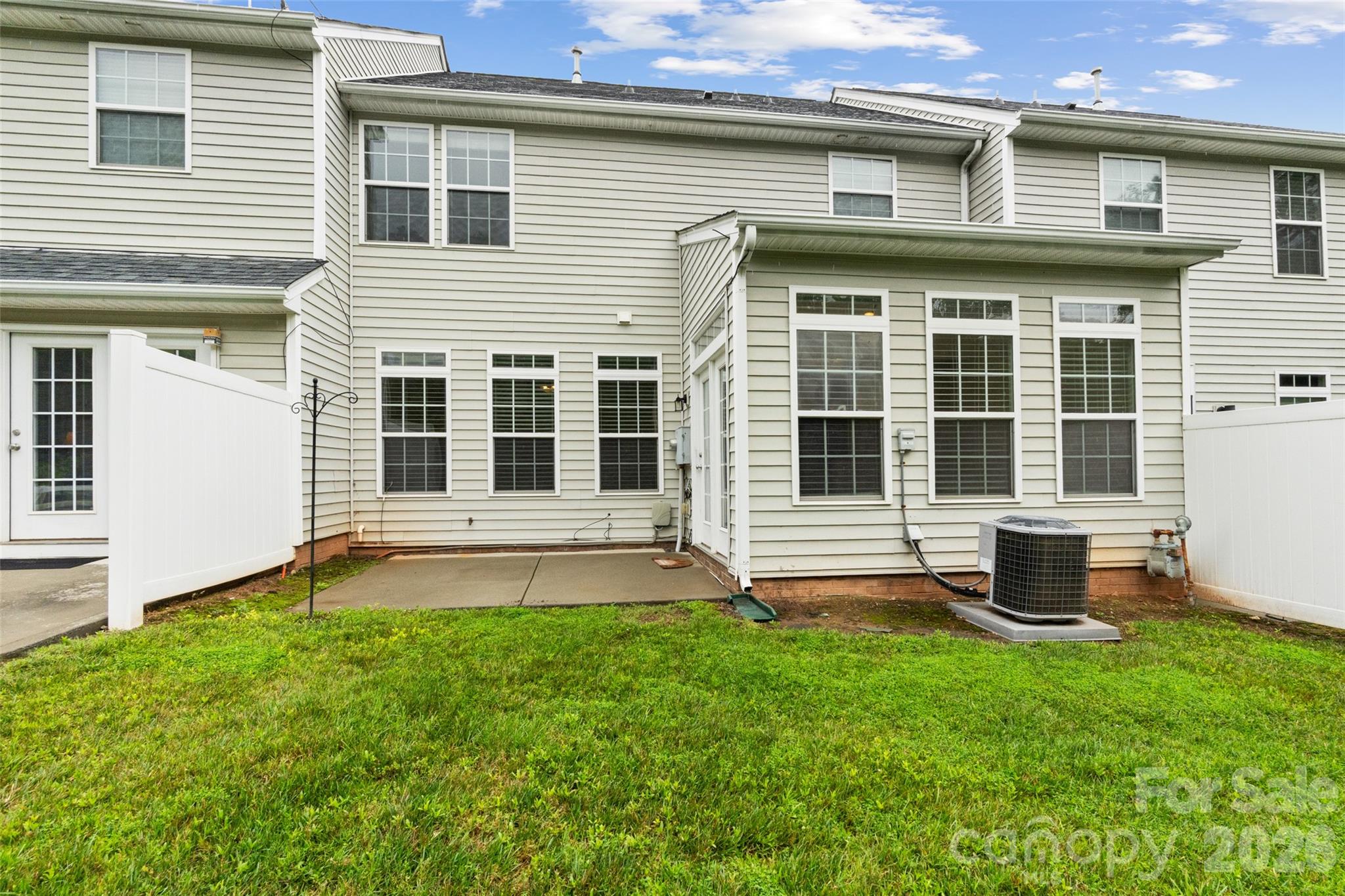 Palmetto Traces - Residential