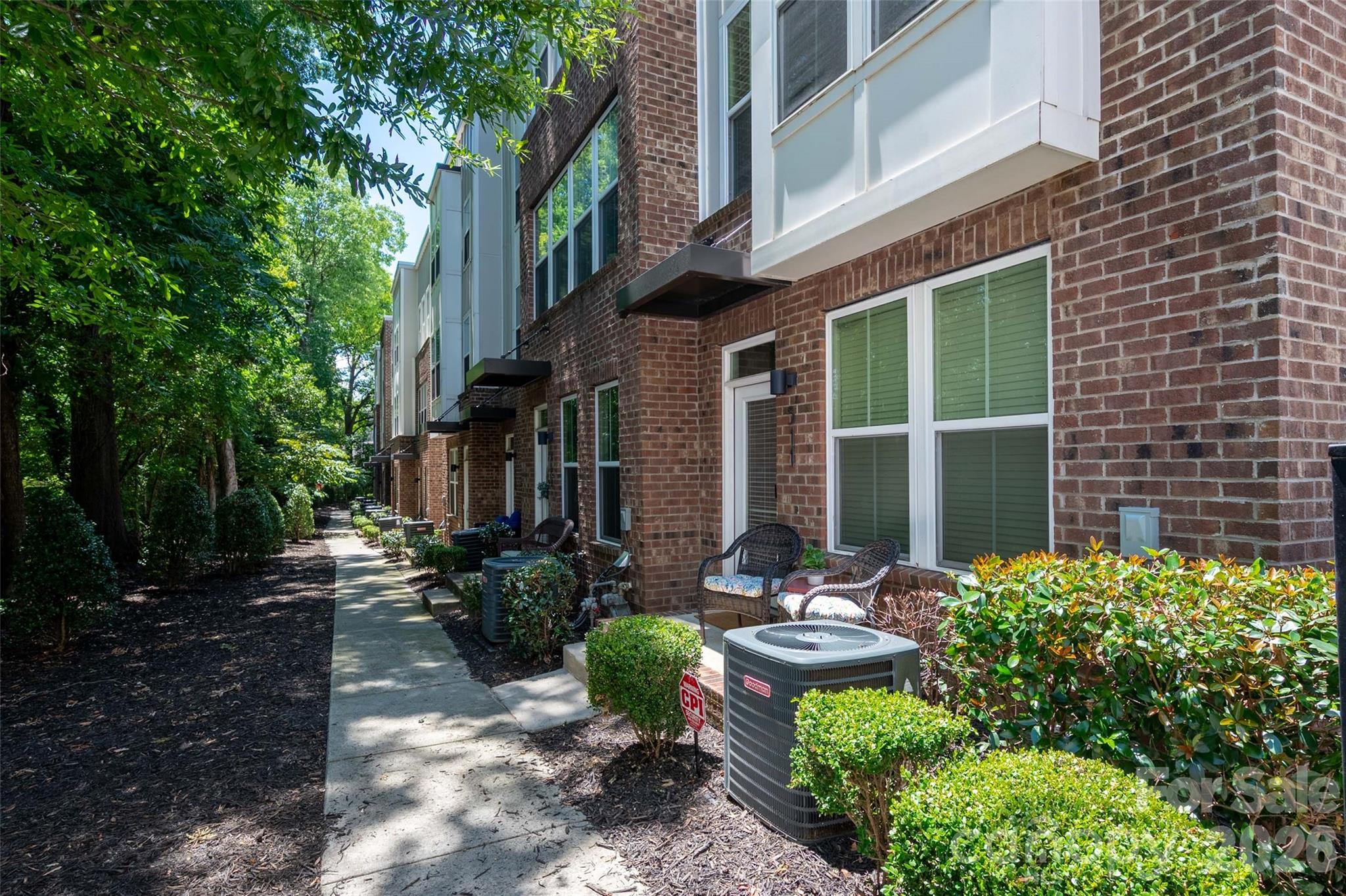 Parkwood Square - Residential