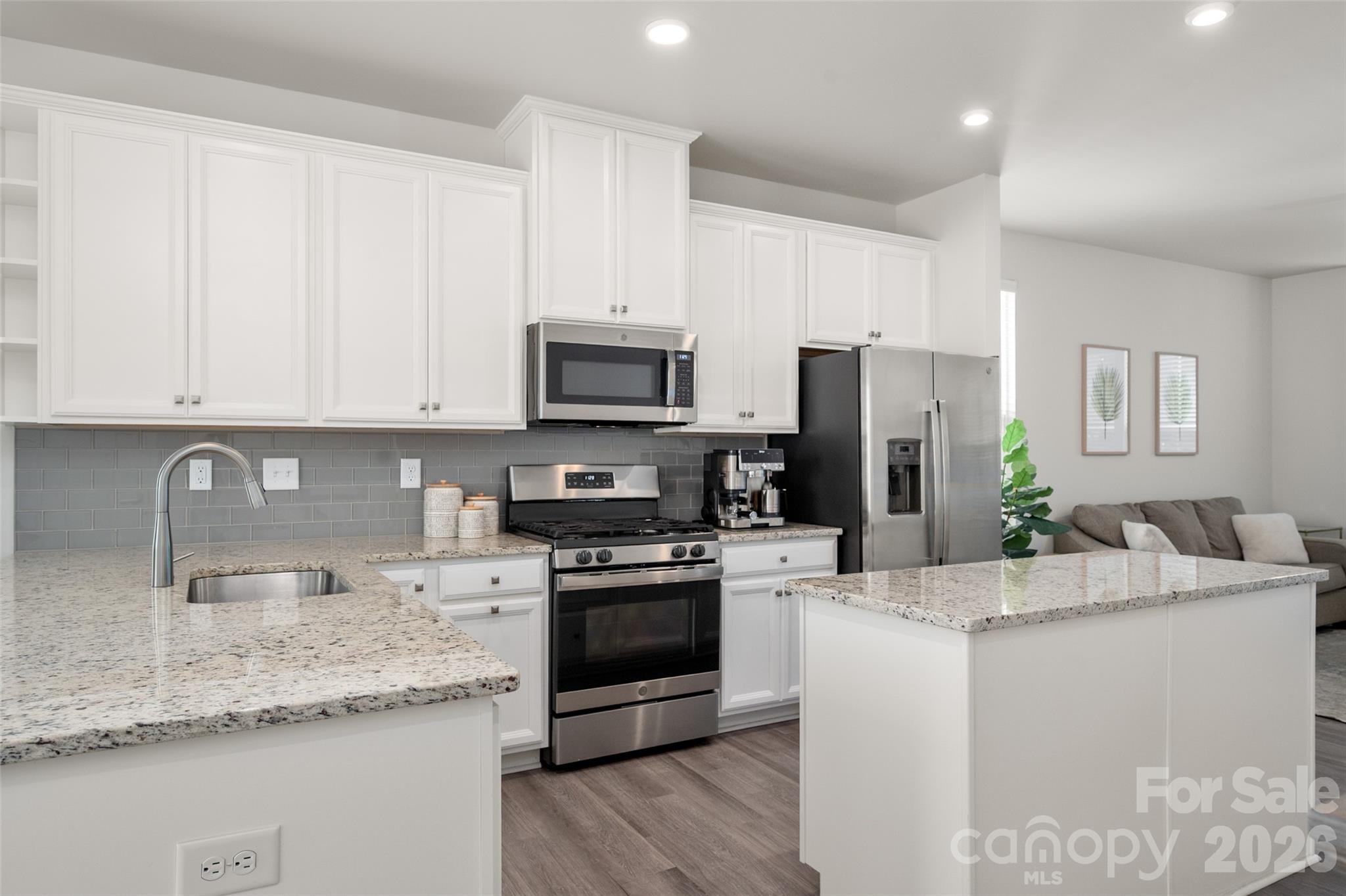 Parkwood Square - Residential
