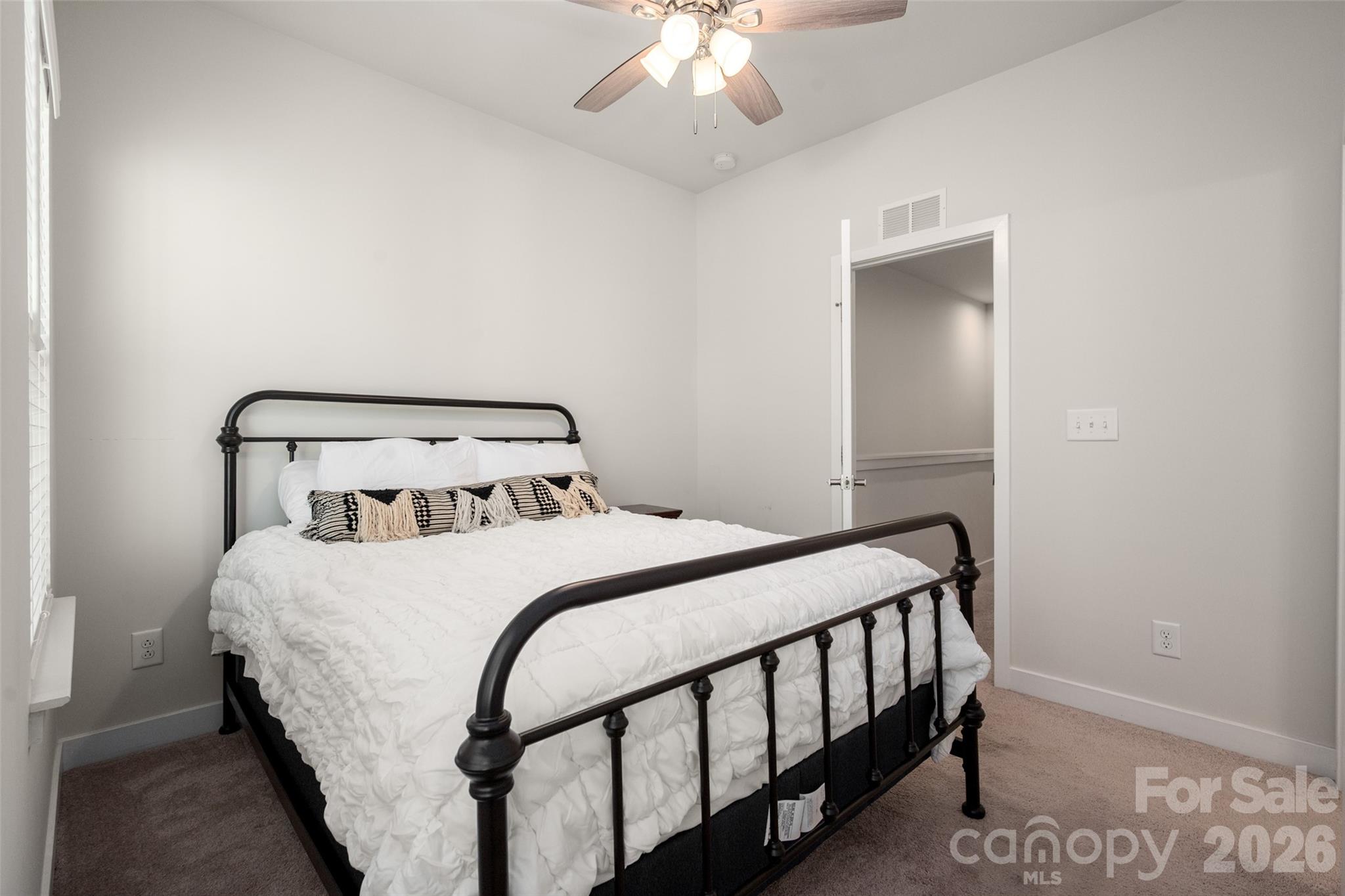 Parkwood Square - Residential