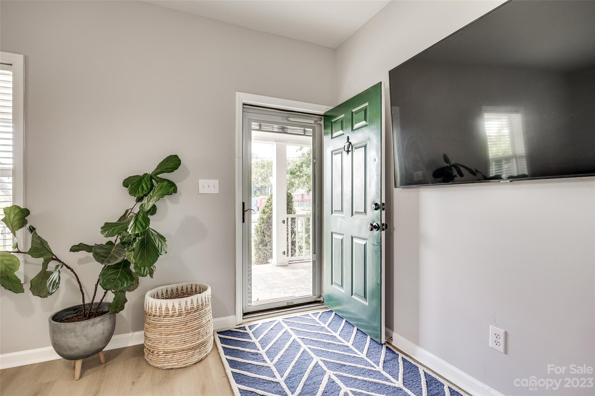 Adams Bluff - Residential