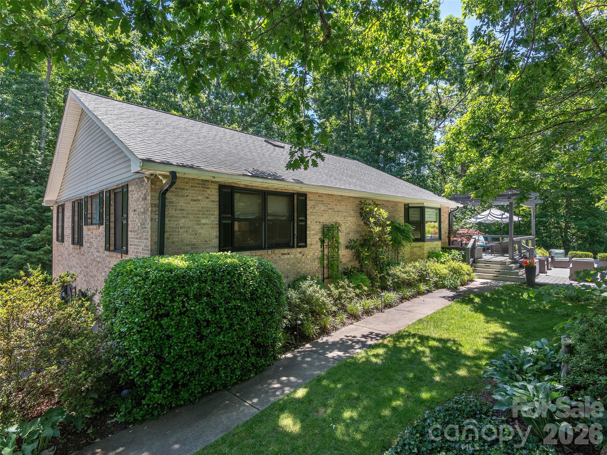 Crooked Creek - Residential