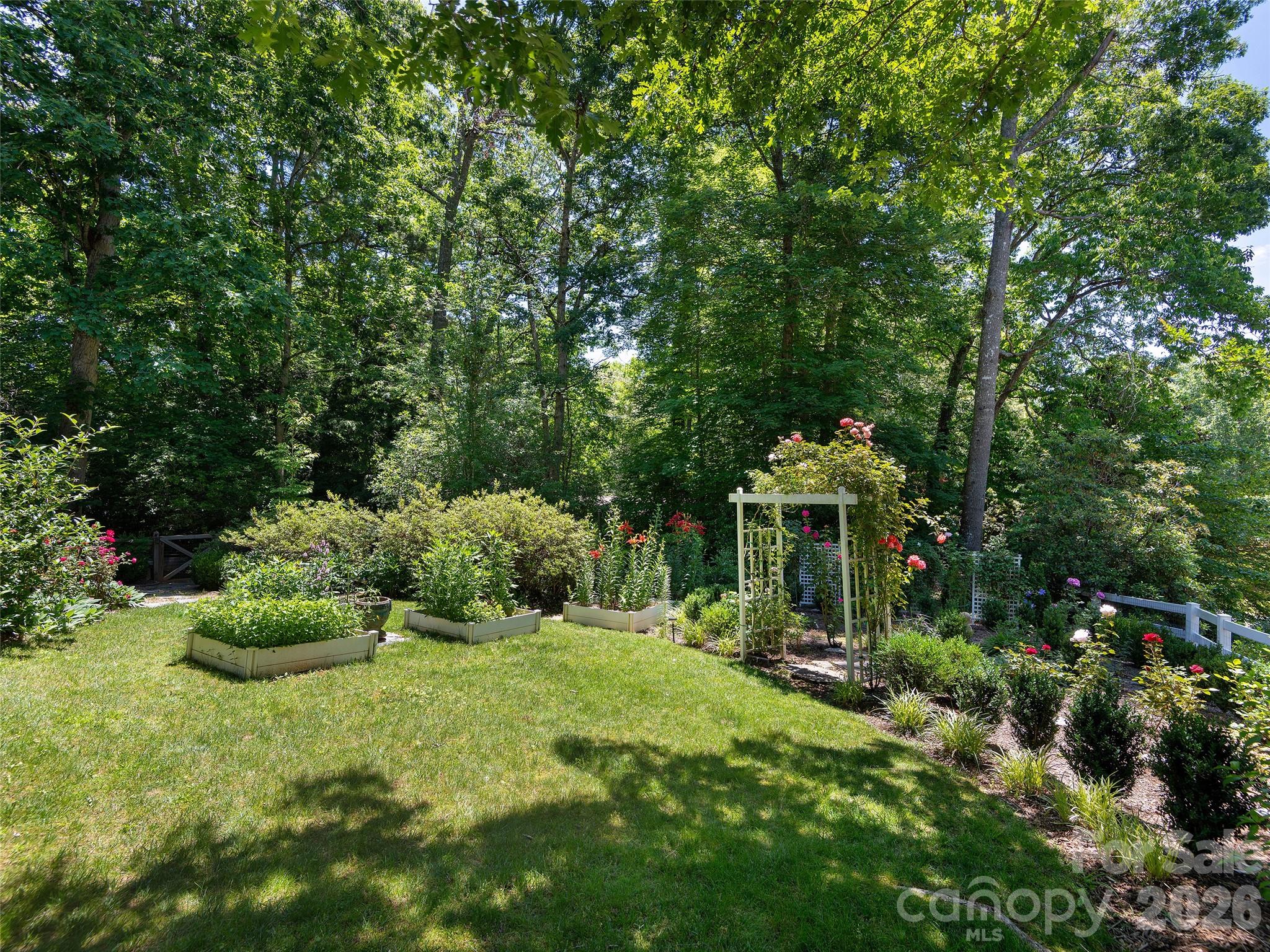 Crooked Creek - Residential