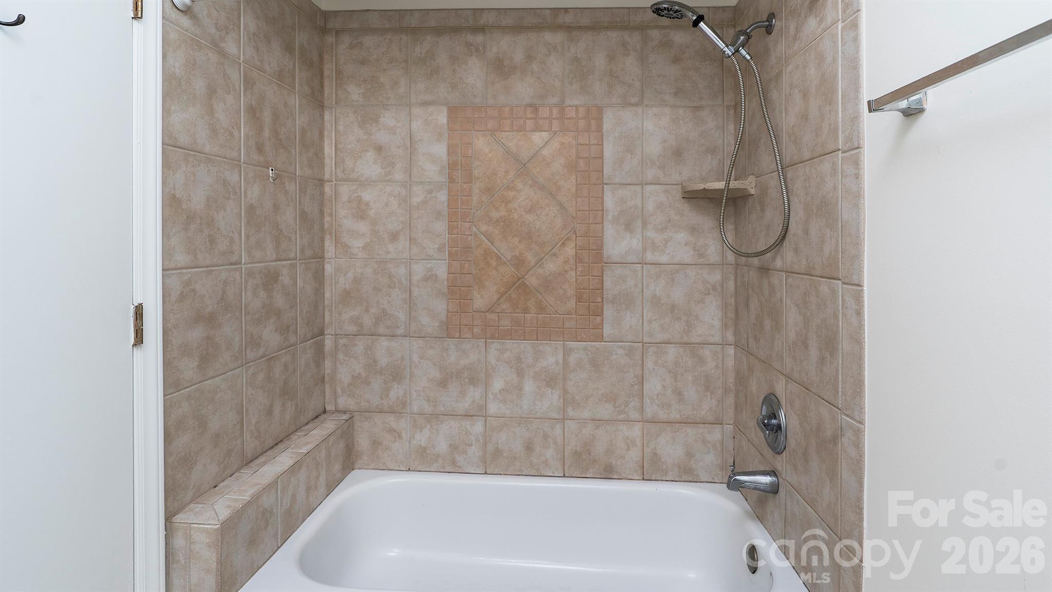 Chestnut Lake - Residential