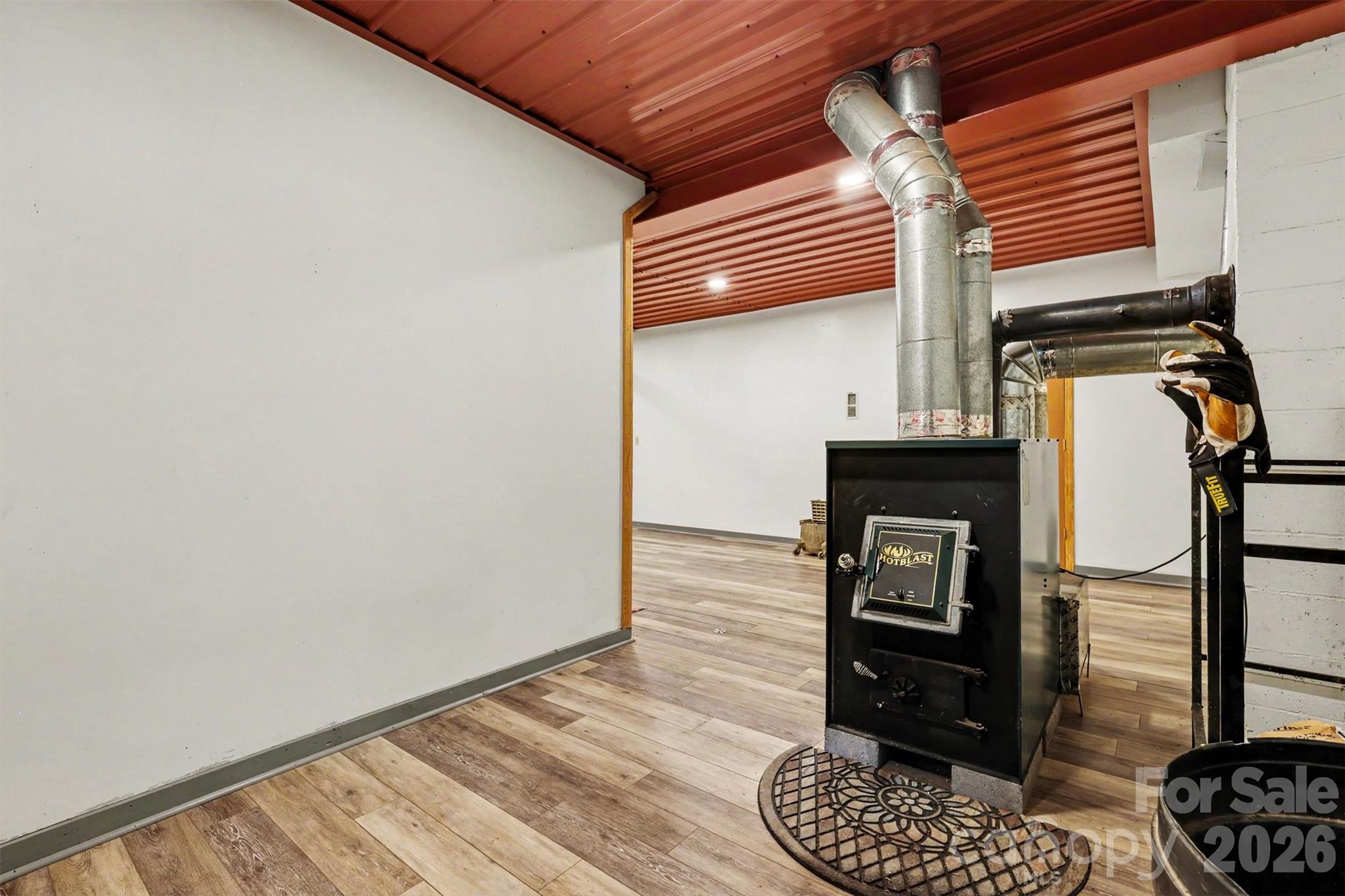 Kingsbury Square - Residential