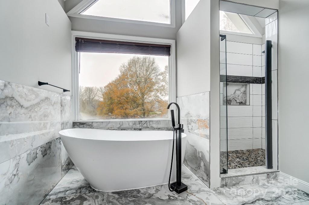 Beacon Knoll - Residential