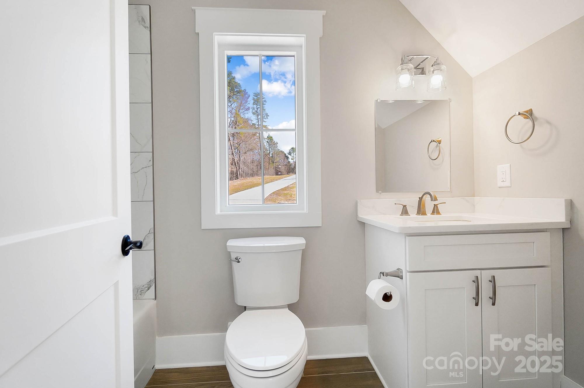Beacon Pointe - Residential