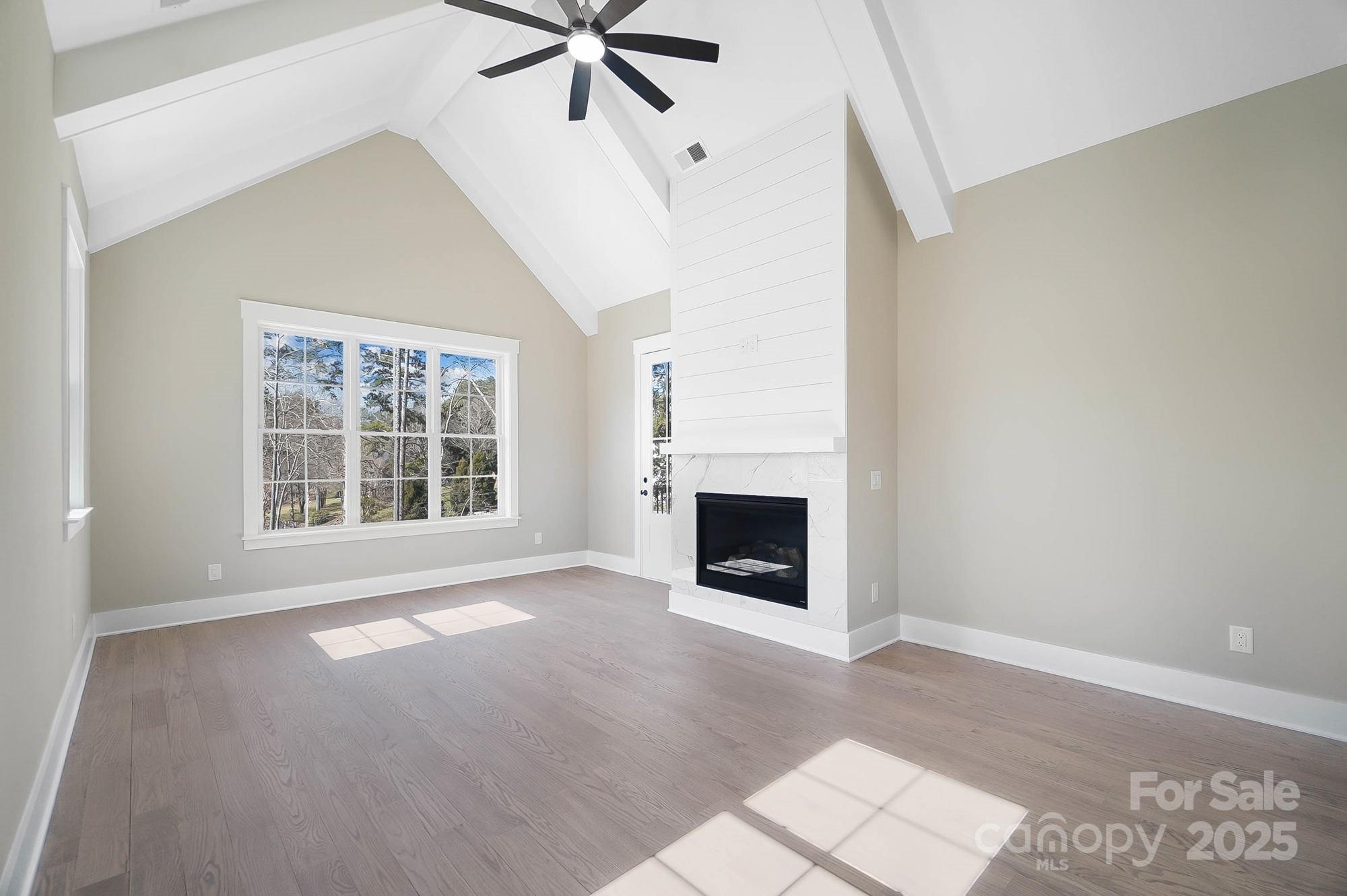 Beacon Pointe - Residential