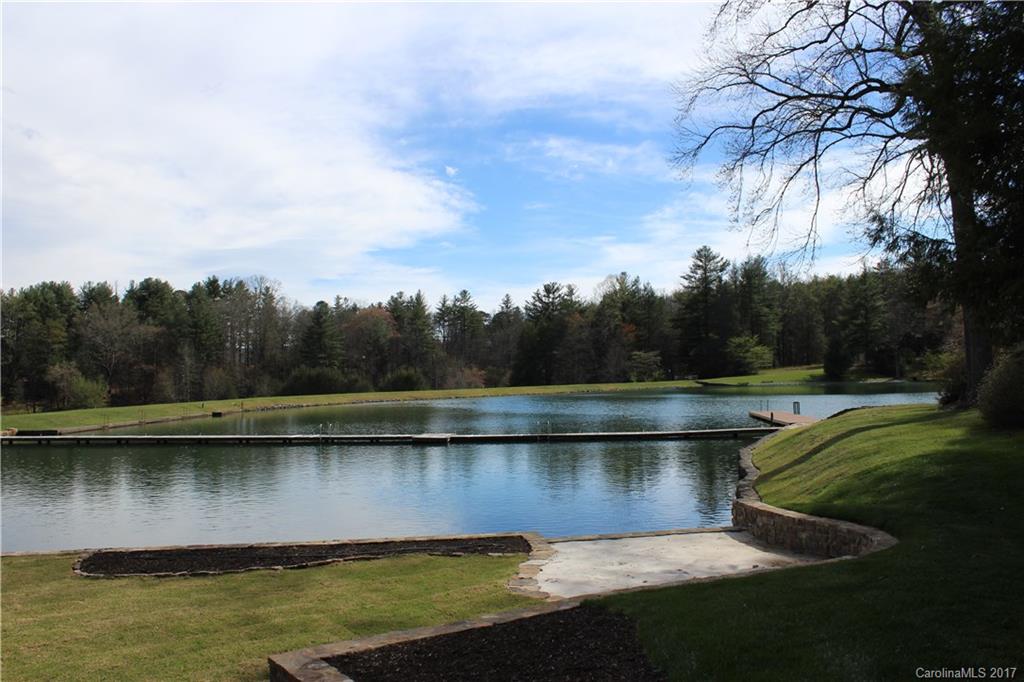 Straus Park - Land