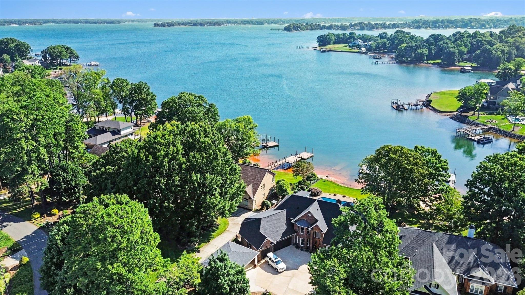 Island Forest - Residential